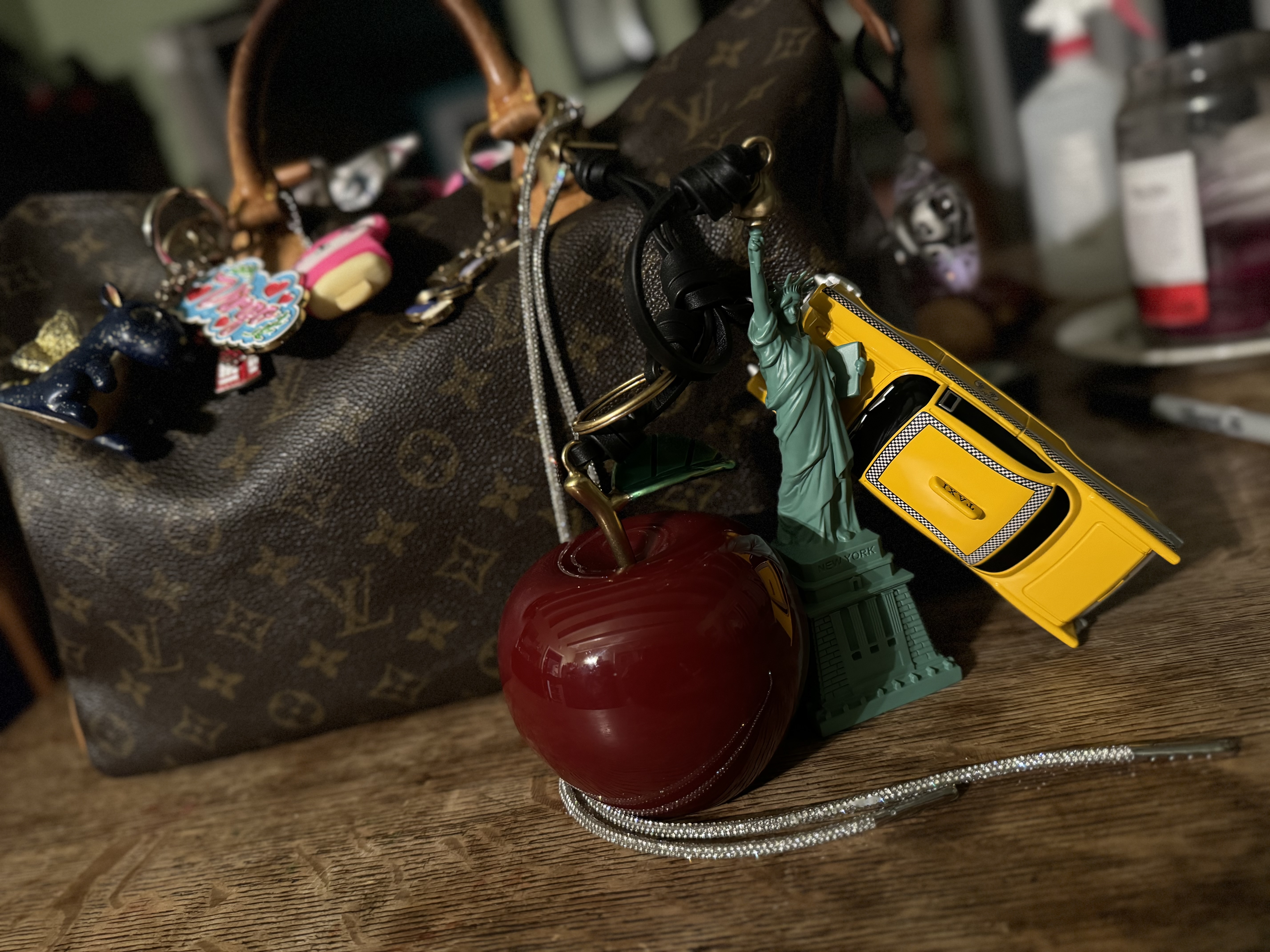 【COACH】Large New York Cluster バッグチャーム ★日本未入荷 COACH® | Large New York Cluster Bag Charm