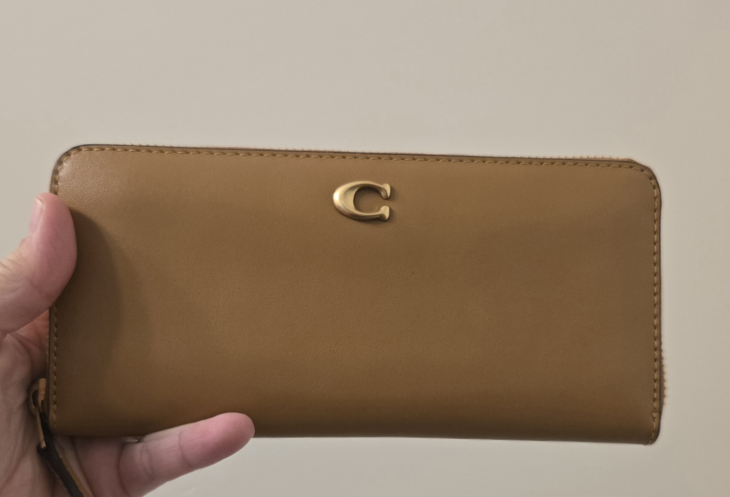 COACH® | Essential Slim Accordion Zip Wallet In Signature Jacquard