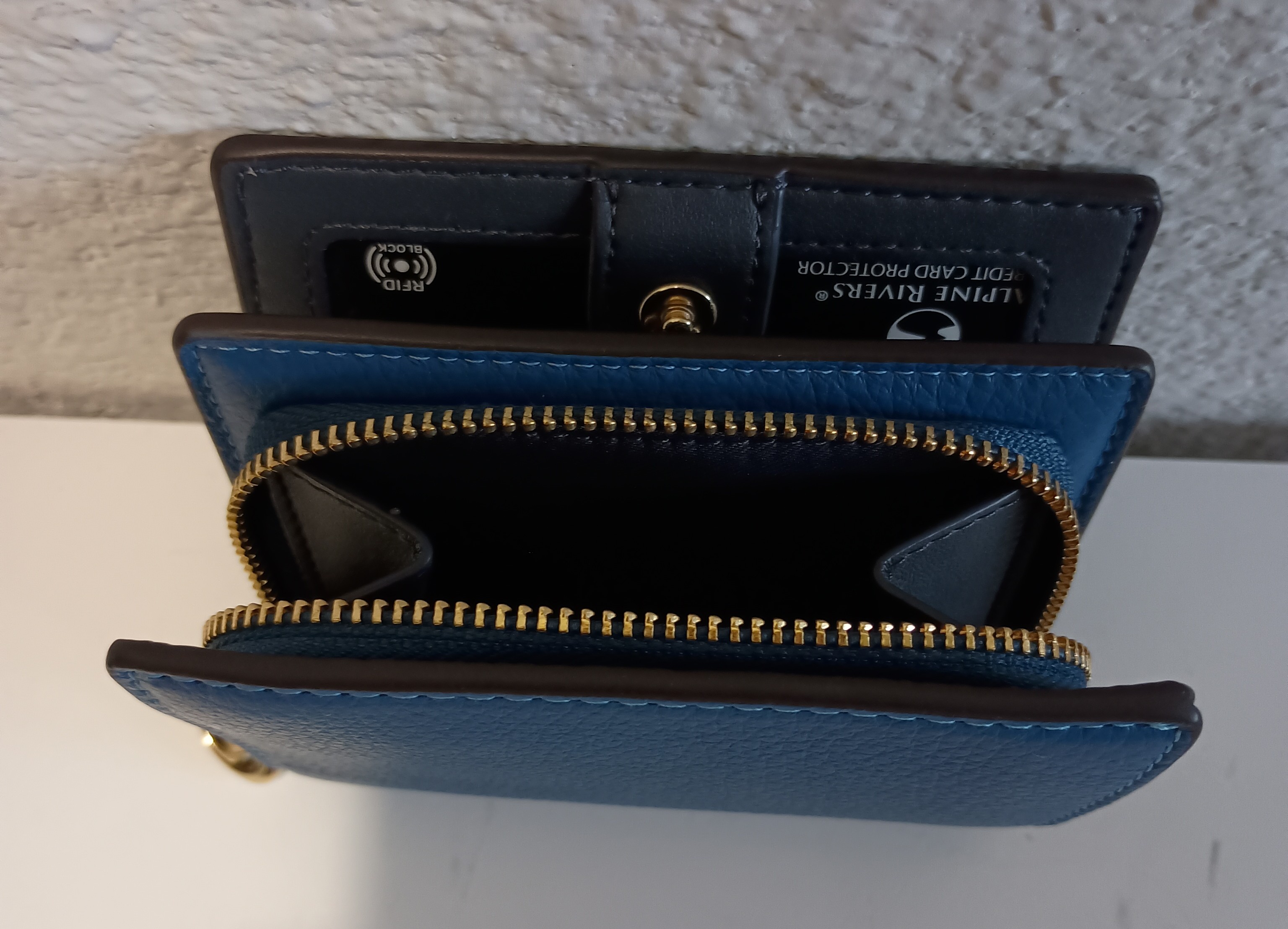 安心の国内発送♪セール☆上品でお洒落COACH☆Snap Wallet COACH® | Snap Wallet With Holiday Bells Print