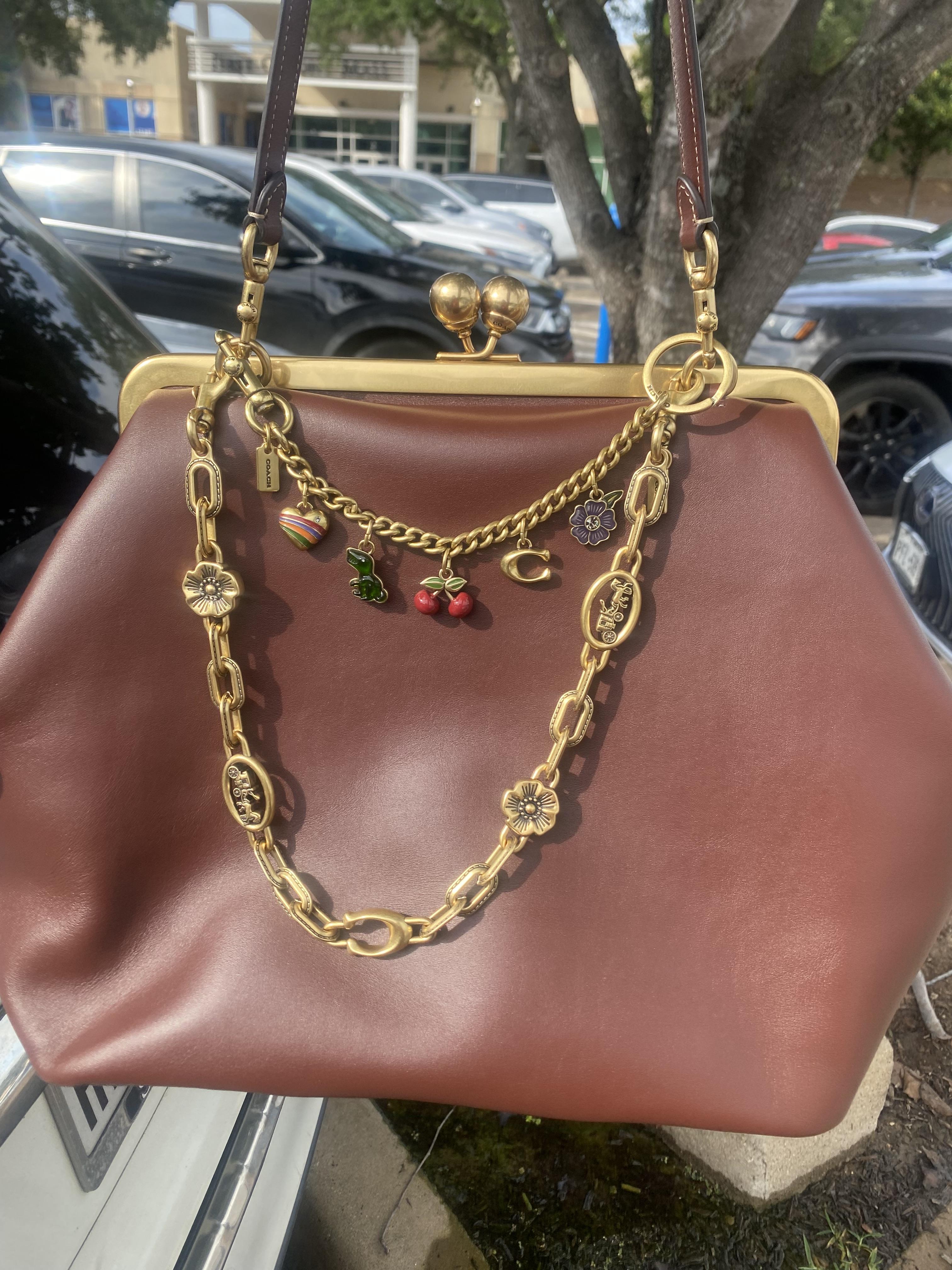 【COACH】\"MOTIF CHAIN BAG CHARM\"モチーフ付きチェーンチャーム COACH® | Motif Chain Bag Charm