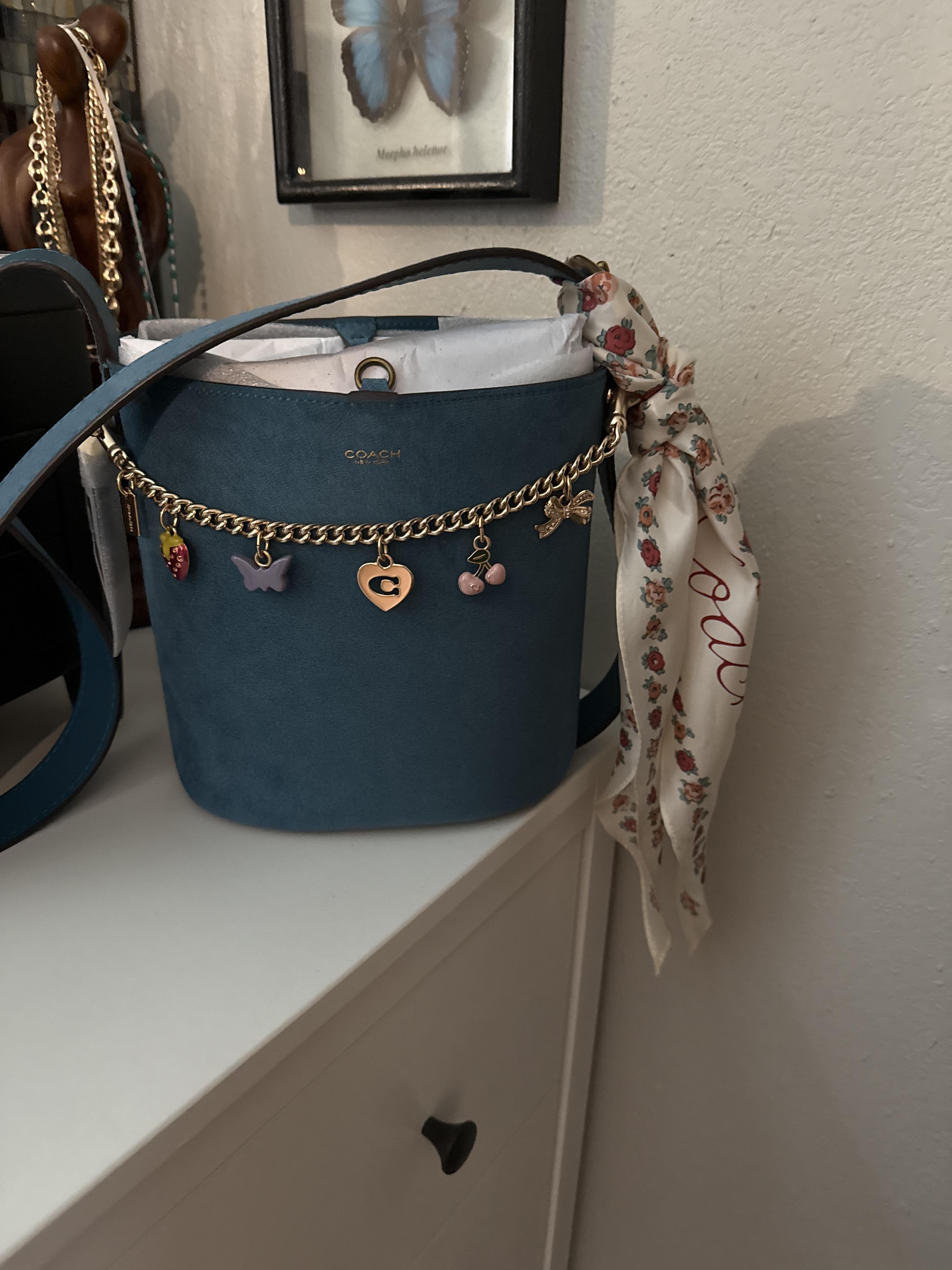 Bleecker Bucket Bag 21 | Bags | Coach | COACH®