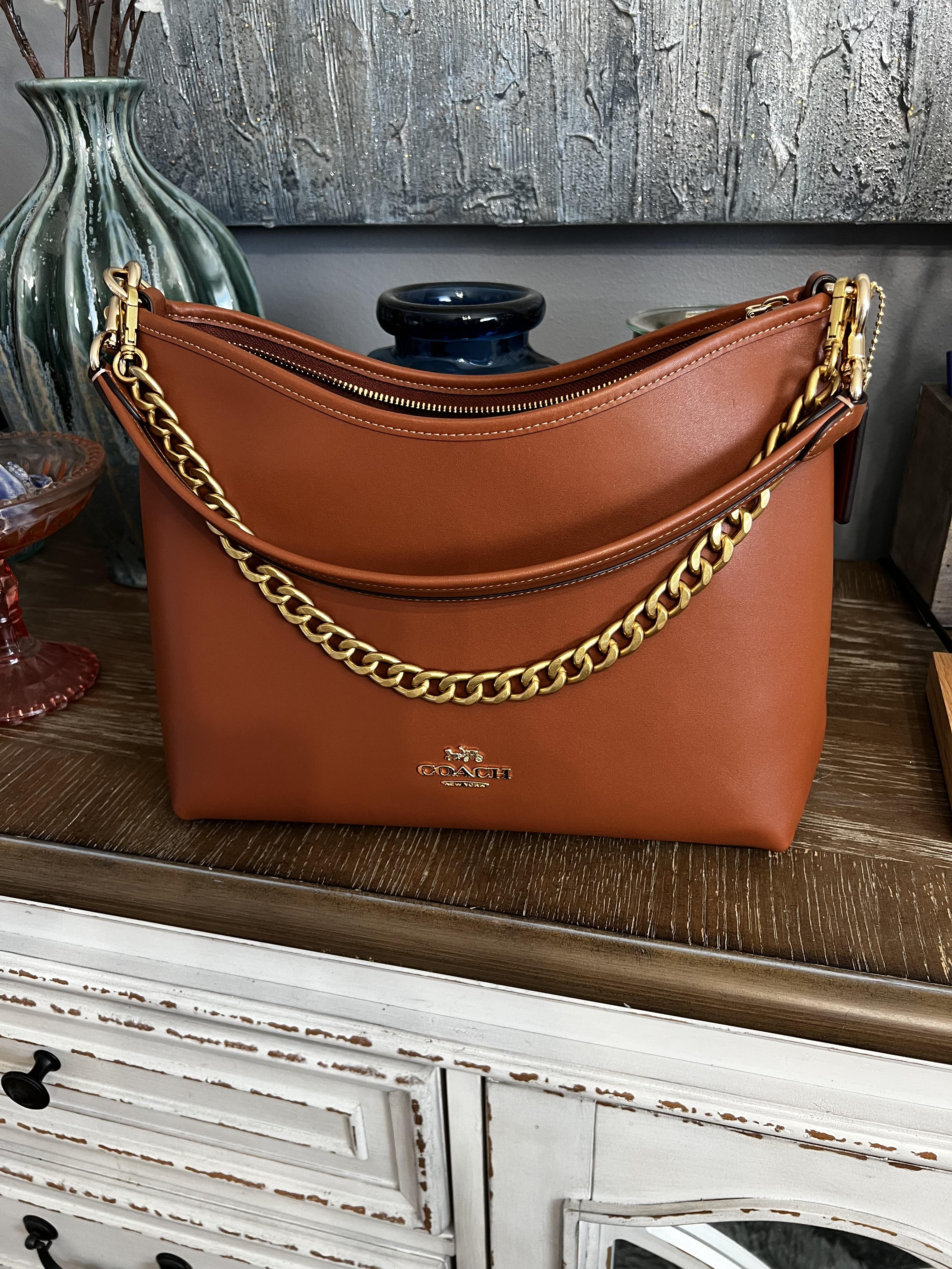 [コーチ] メッセンジャートートバッグ pvc laurel ショルダーストラップバッグ Coach Laurel Shoulder Bag With Signature Rivets | Brixton Baker