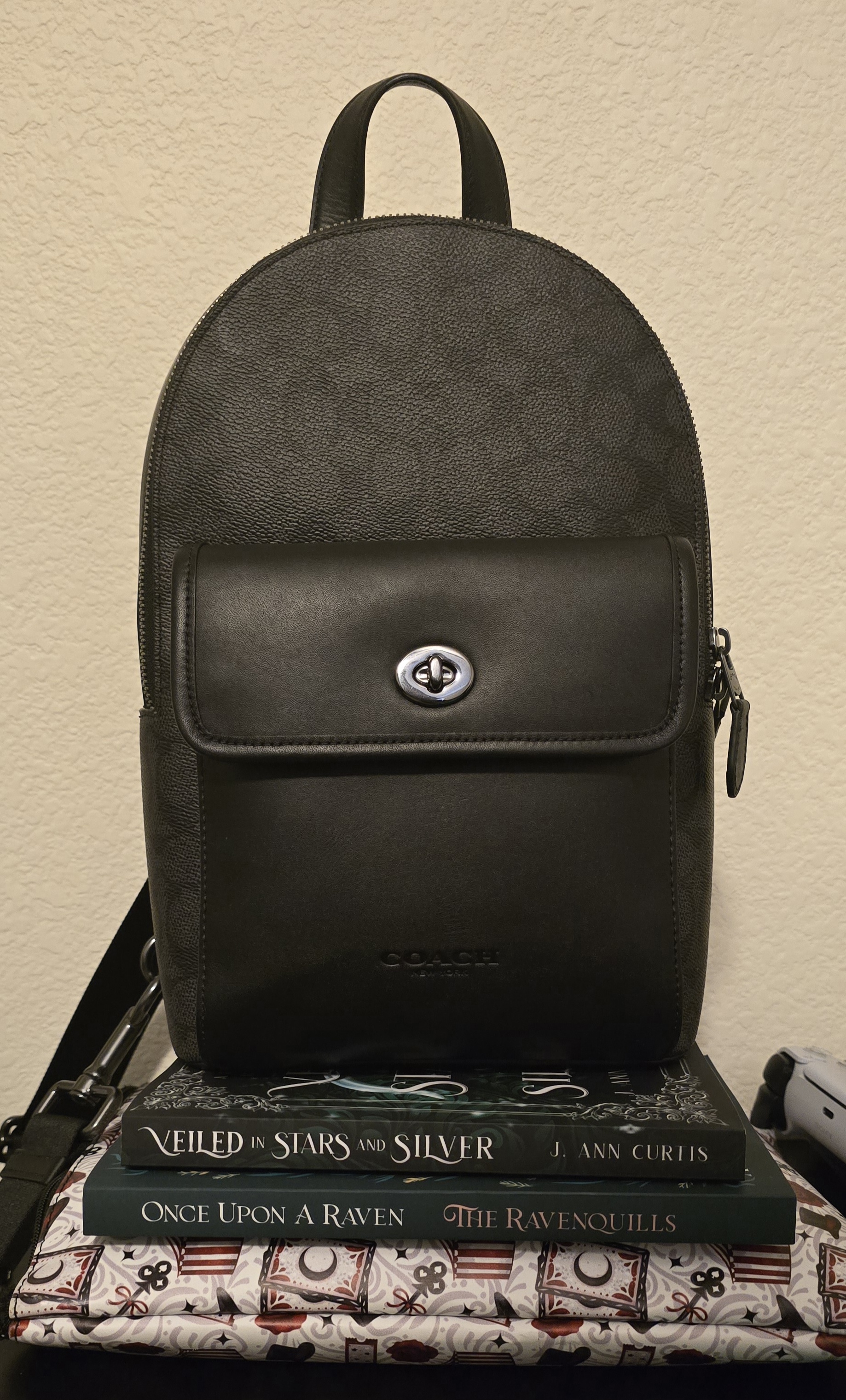 Turnlock Sling Pack In Signature Canvas | Bags | Coach | COACH®