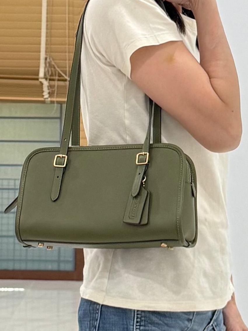 coach コーチ　　 Coach Coach X Observed By Us Zip Card Case | Brixton Baker