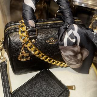 Zip Card Case With Heart Rivets | Wallets | Coach | COACH®