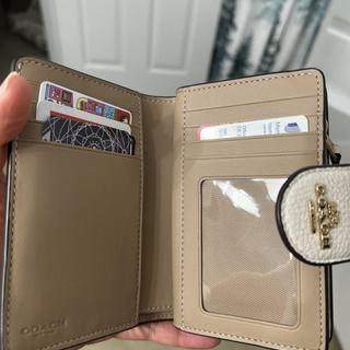 Medium Corner Zip Wallet | Wallets | Coach | COACH®