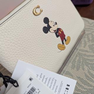 Essential Small Wristlet | Bags | Coach | COACH®