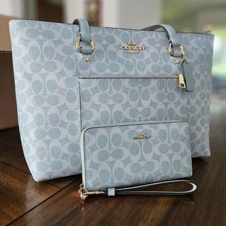 Station Tote Bag With Star Print | COACH®