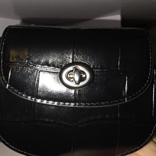 Turnlock Card Case | Accessories | Coach | COACH®