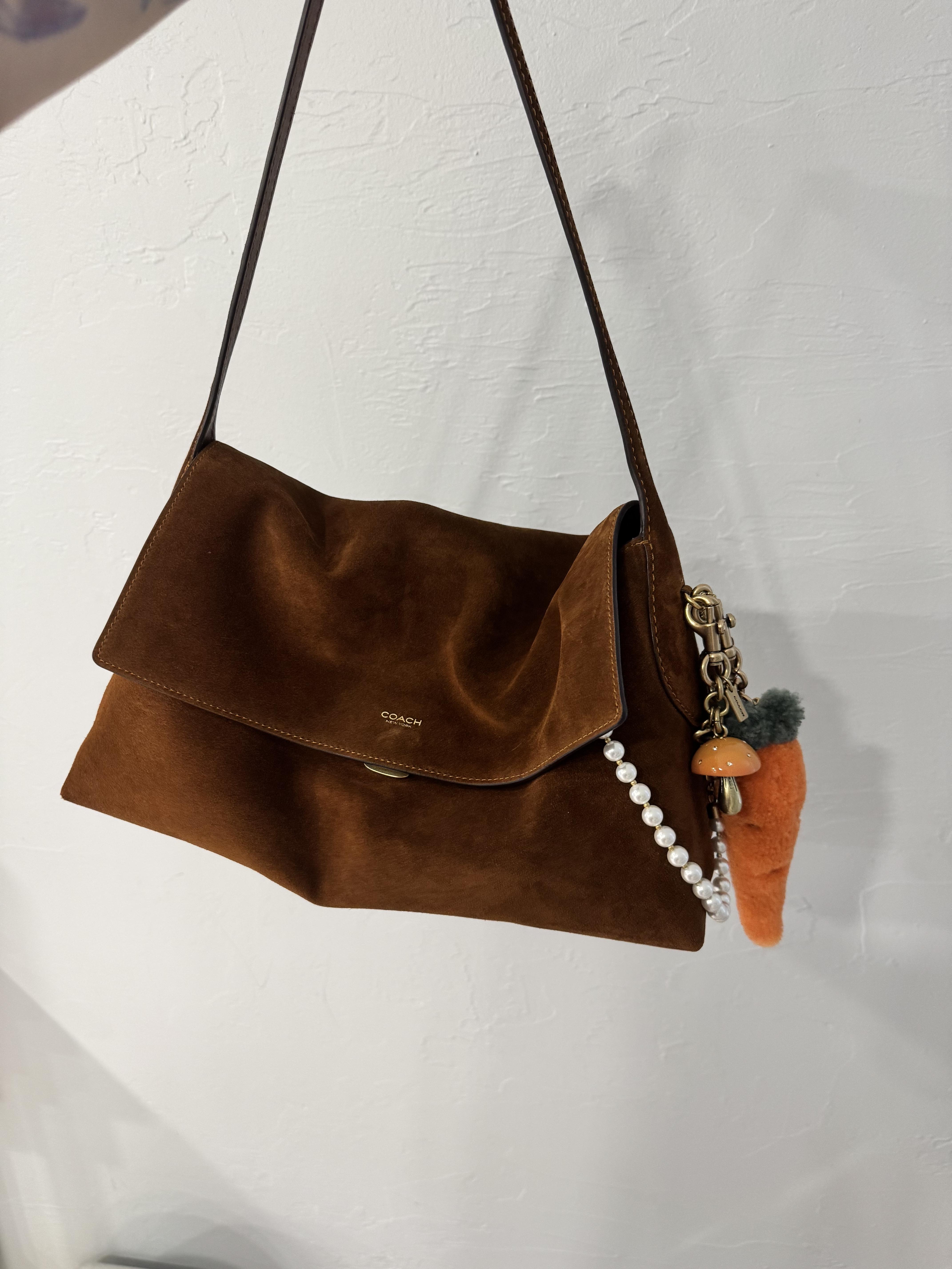 Chelsea Shoulder Bag 36 | Bags | Coach | COACH®