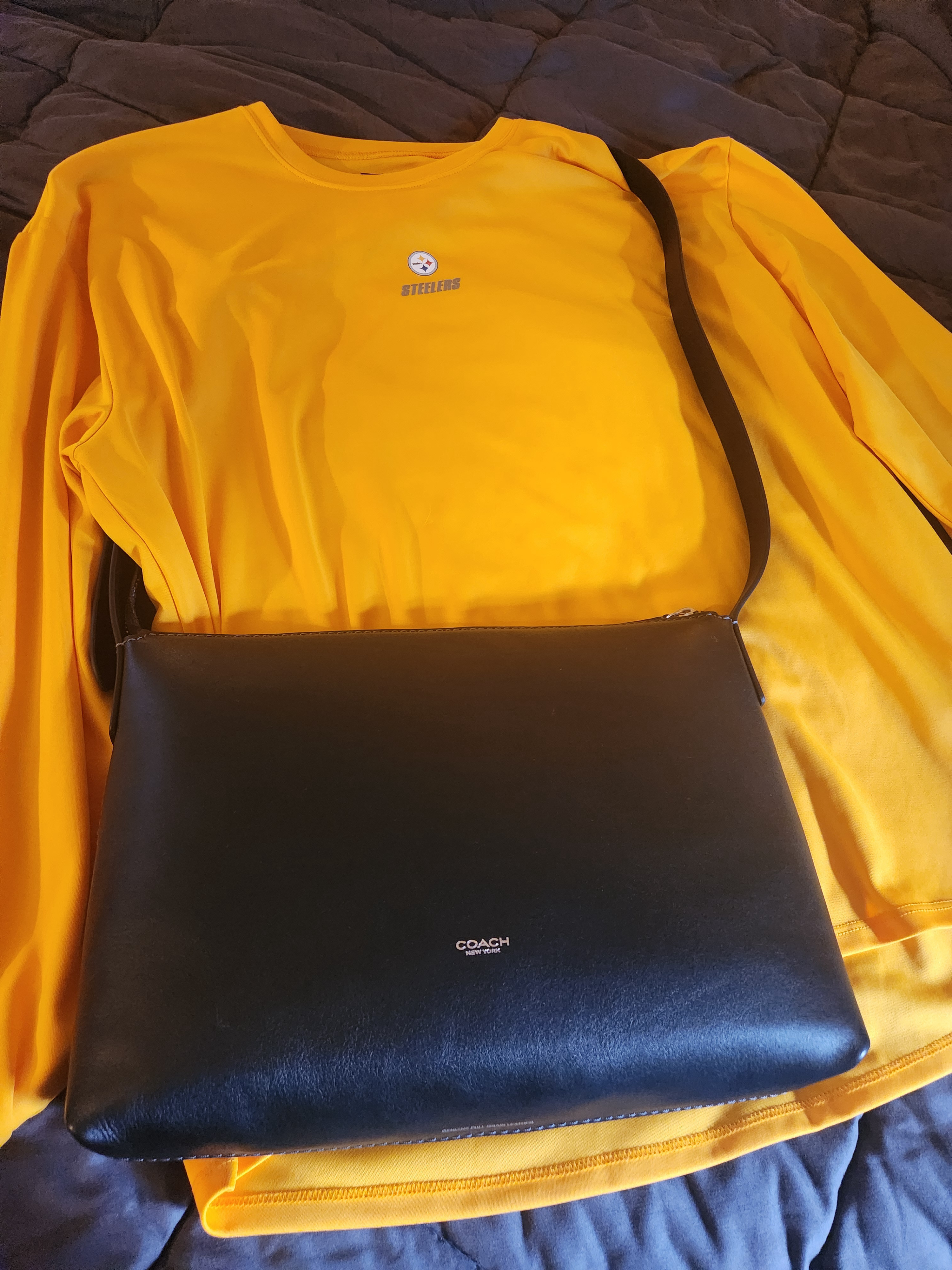 Mott Messenger Bag 33 | COACH®