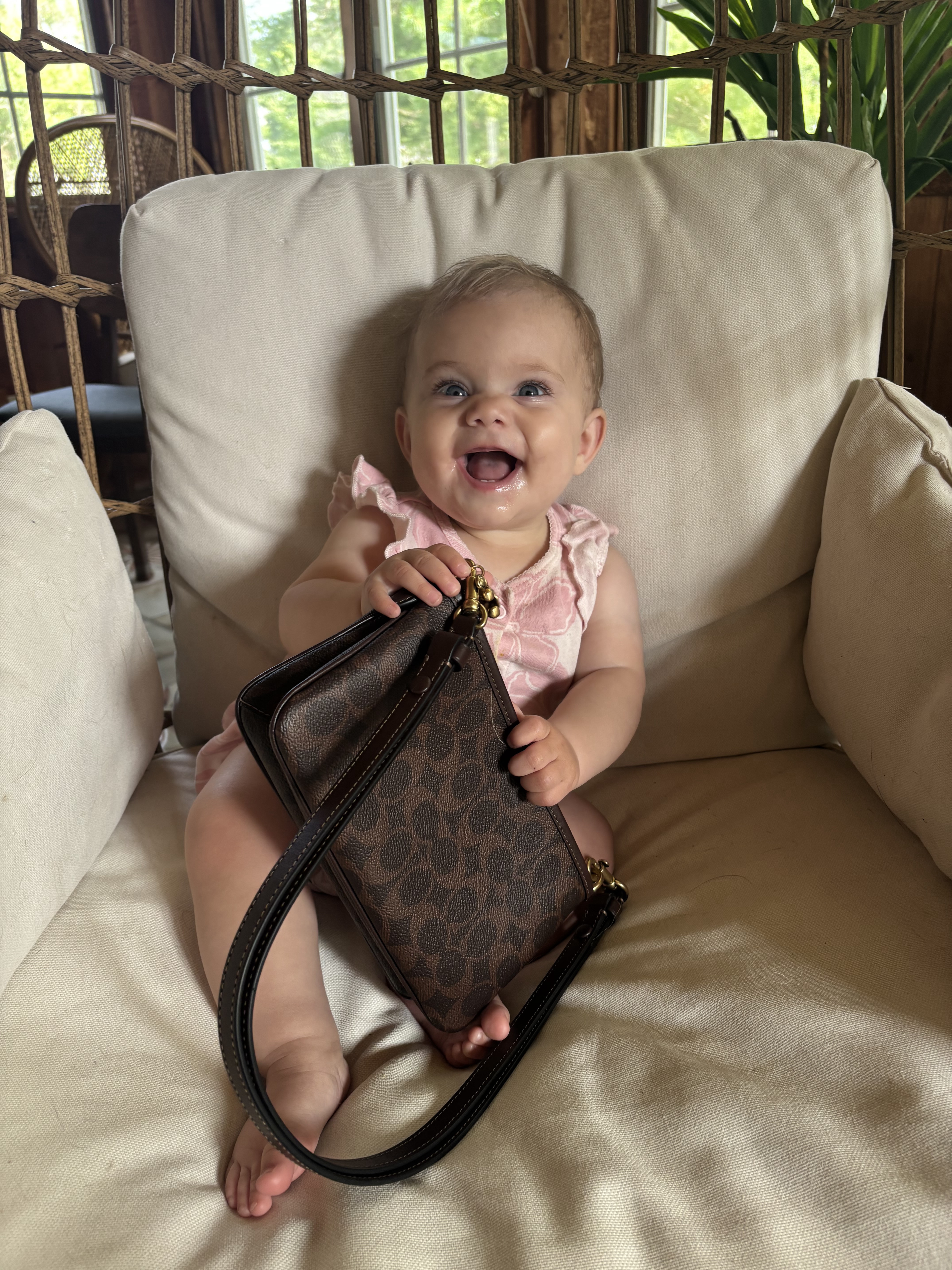 【168】COACH コーチ クロスオーバー サンダル ブラウン Audrey Crossbody Bag In Signature Canvas | Bags | Coach | COACH®