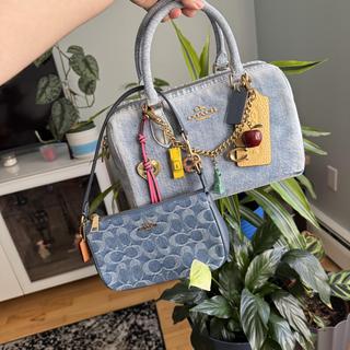 Nolita 19 In Signature Canvas | Wristlets | Coach | COACH®