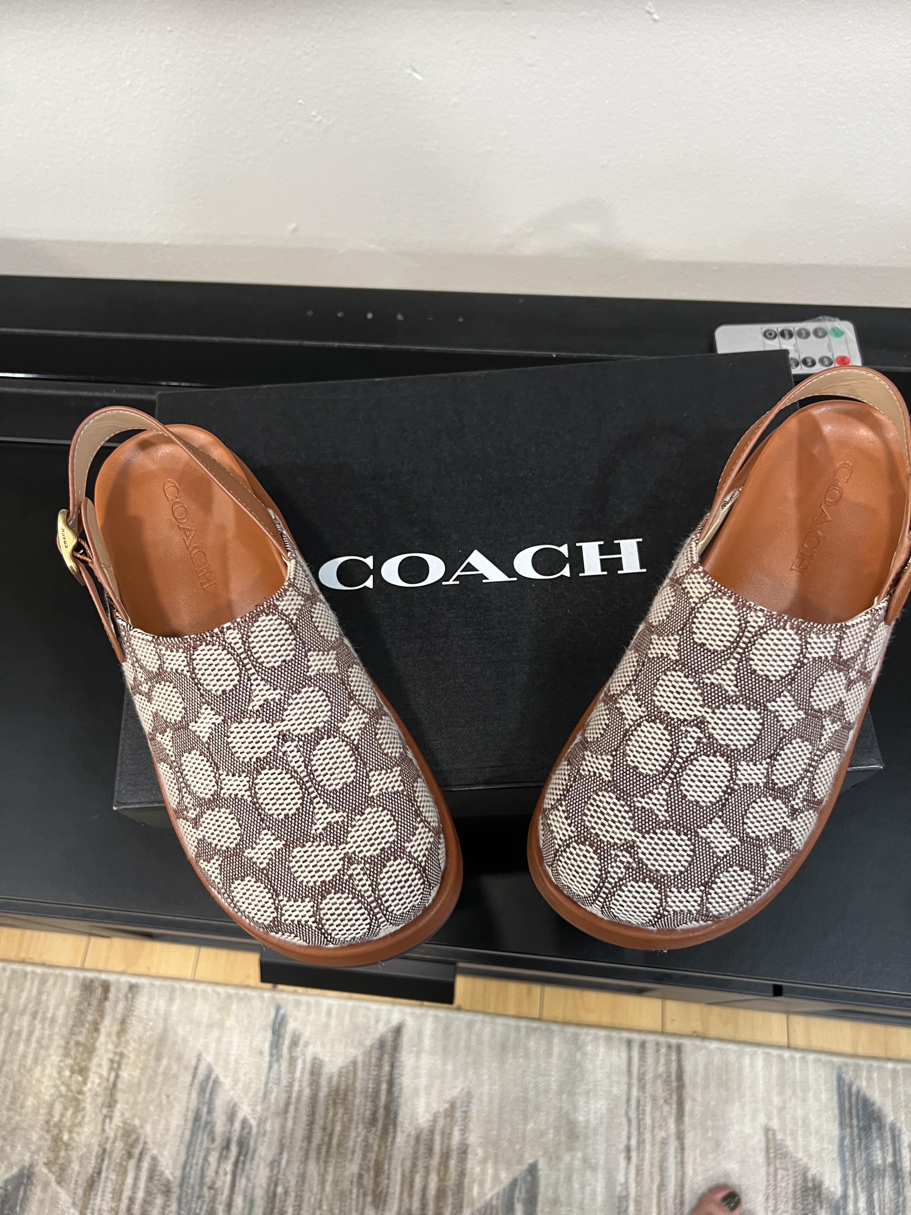 【COACH】Sculpted C Clog サンダル スリッポン ★日本未入荷 COACH® | Sculpted C Platform Clog In Signature Textile Jacquard