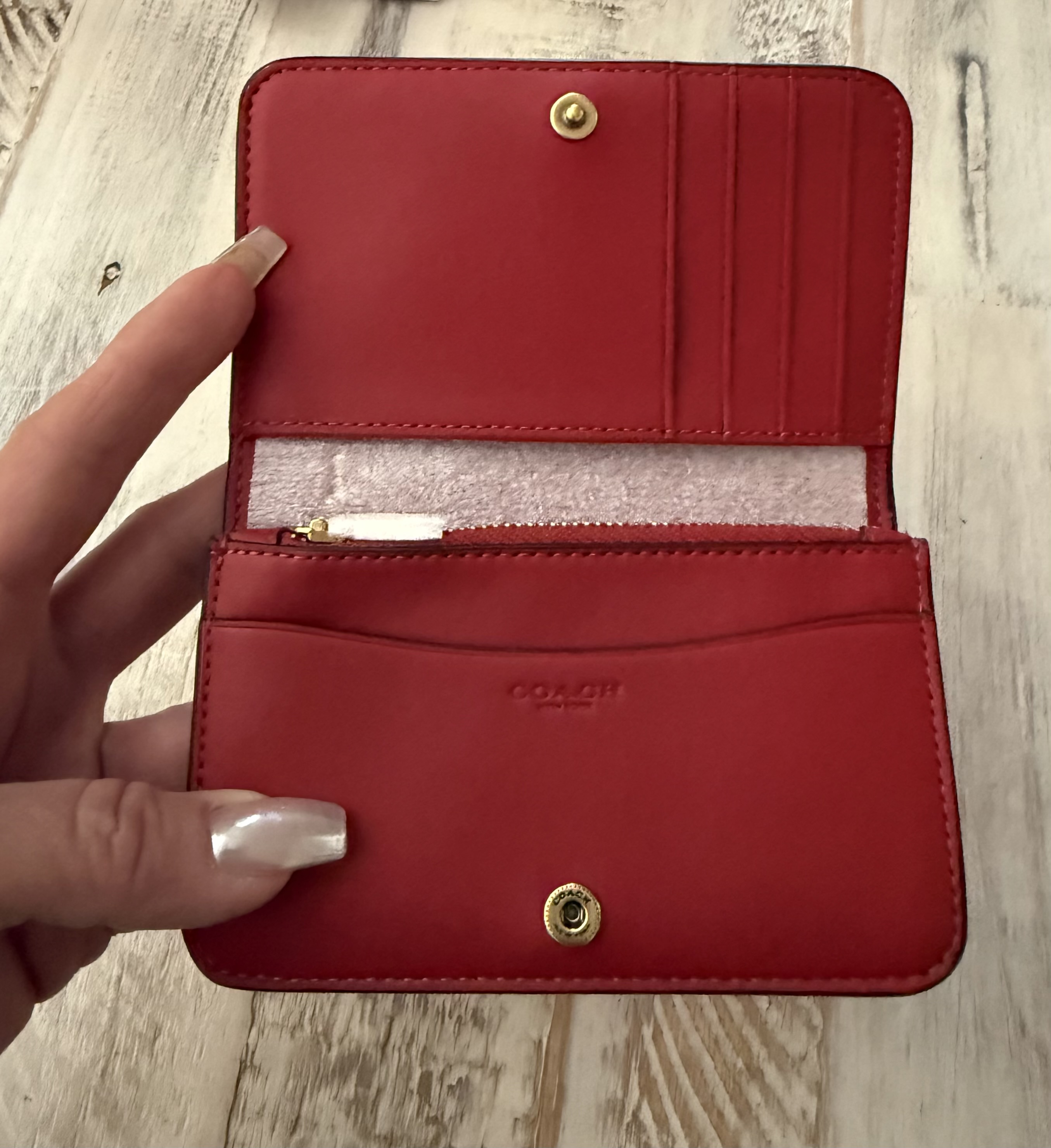 Essential Chain Card Case | Wallets | Coach | COACH®