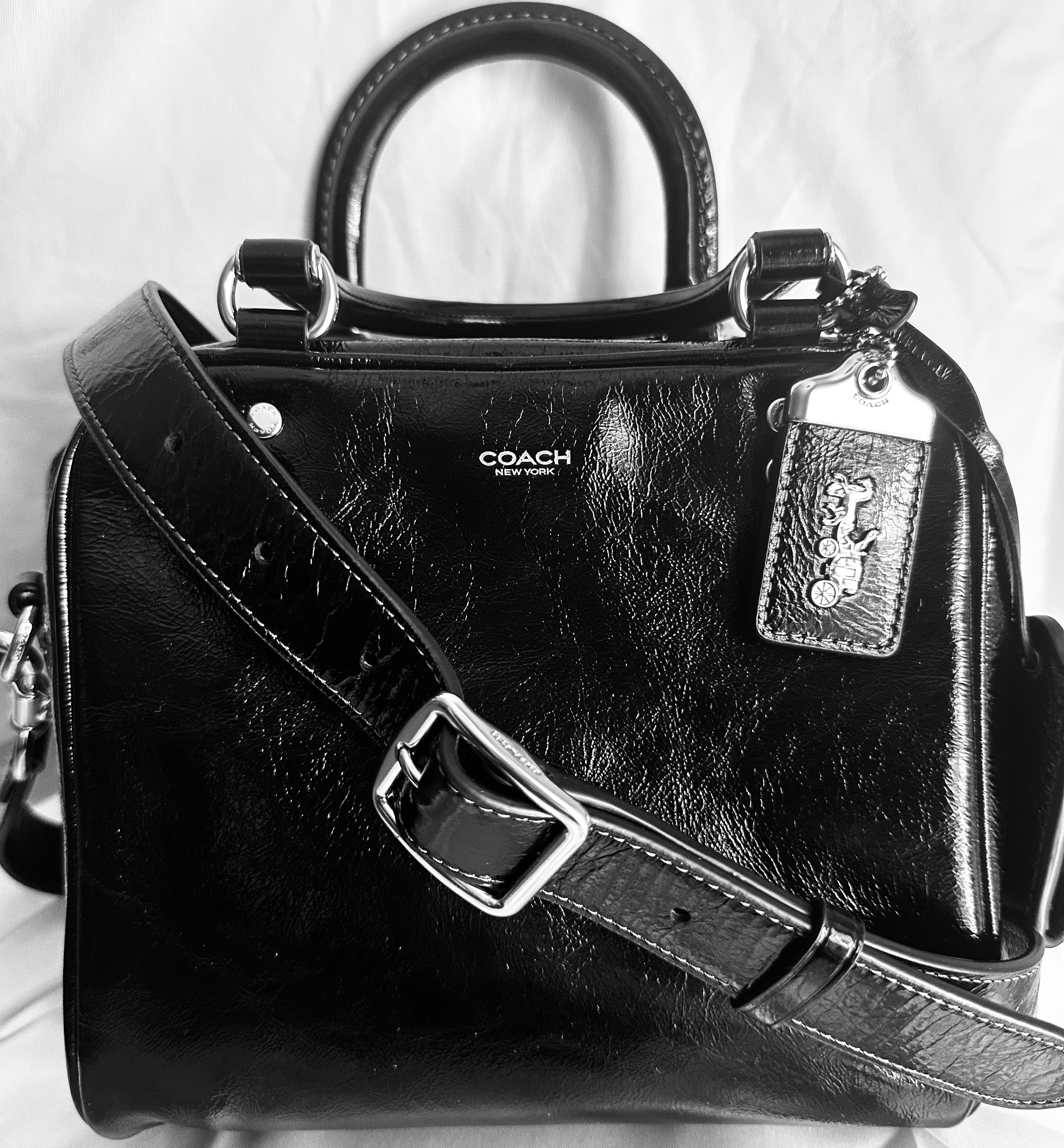COACH コーチ キューブ ローグ バッグ 20 メイプル COACH® | Cube Rogue Bag 20