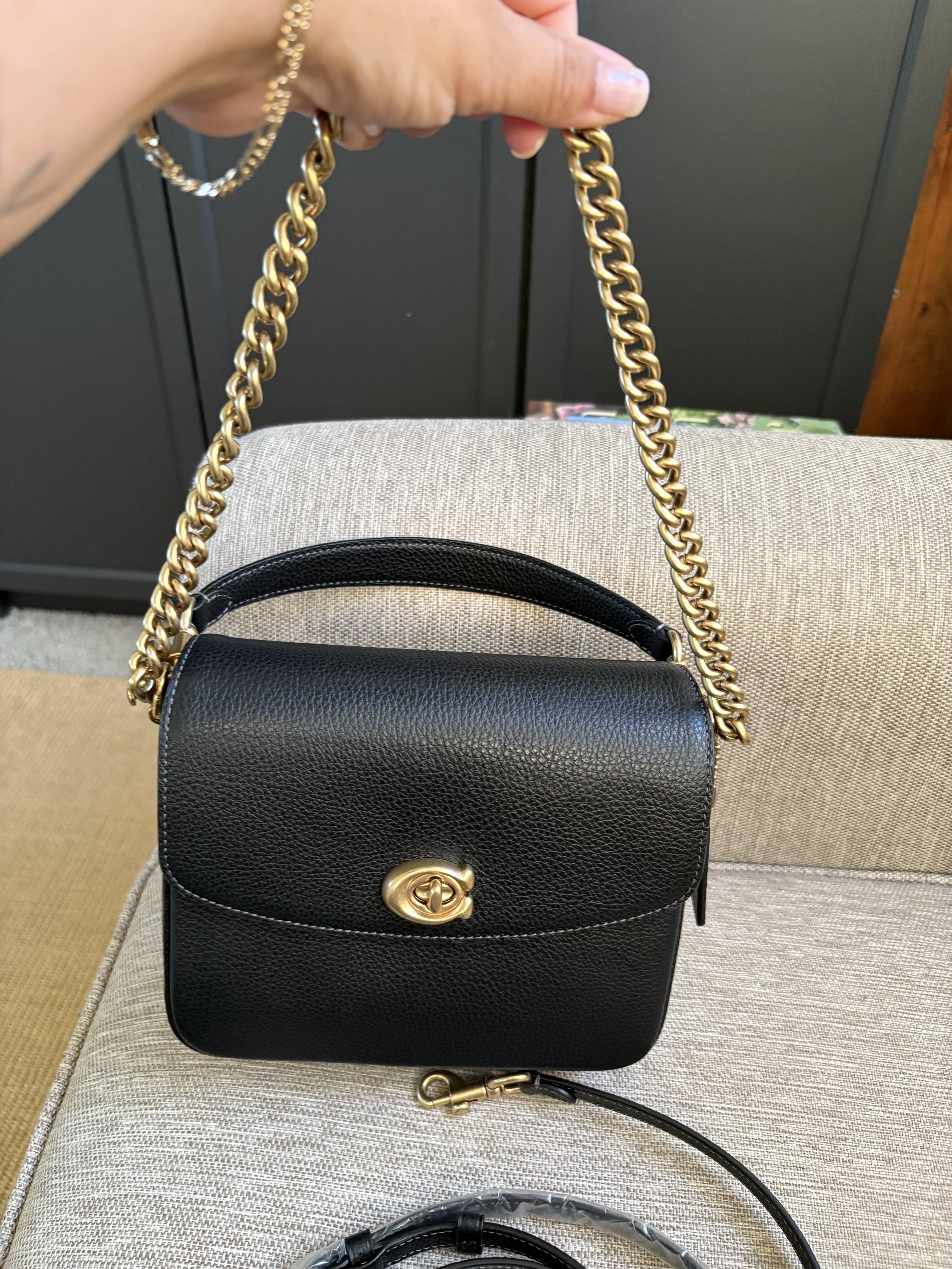 コーチ　COACH バッグ Cassie Crossbody Bag 19 | Bags | Coach | COACH®