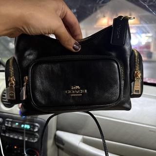 Laurel Shoulder Bag 22 With Pockets In Loved Leather | Bags