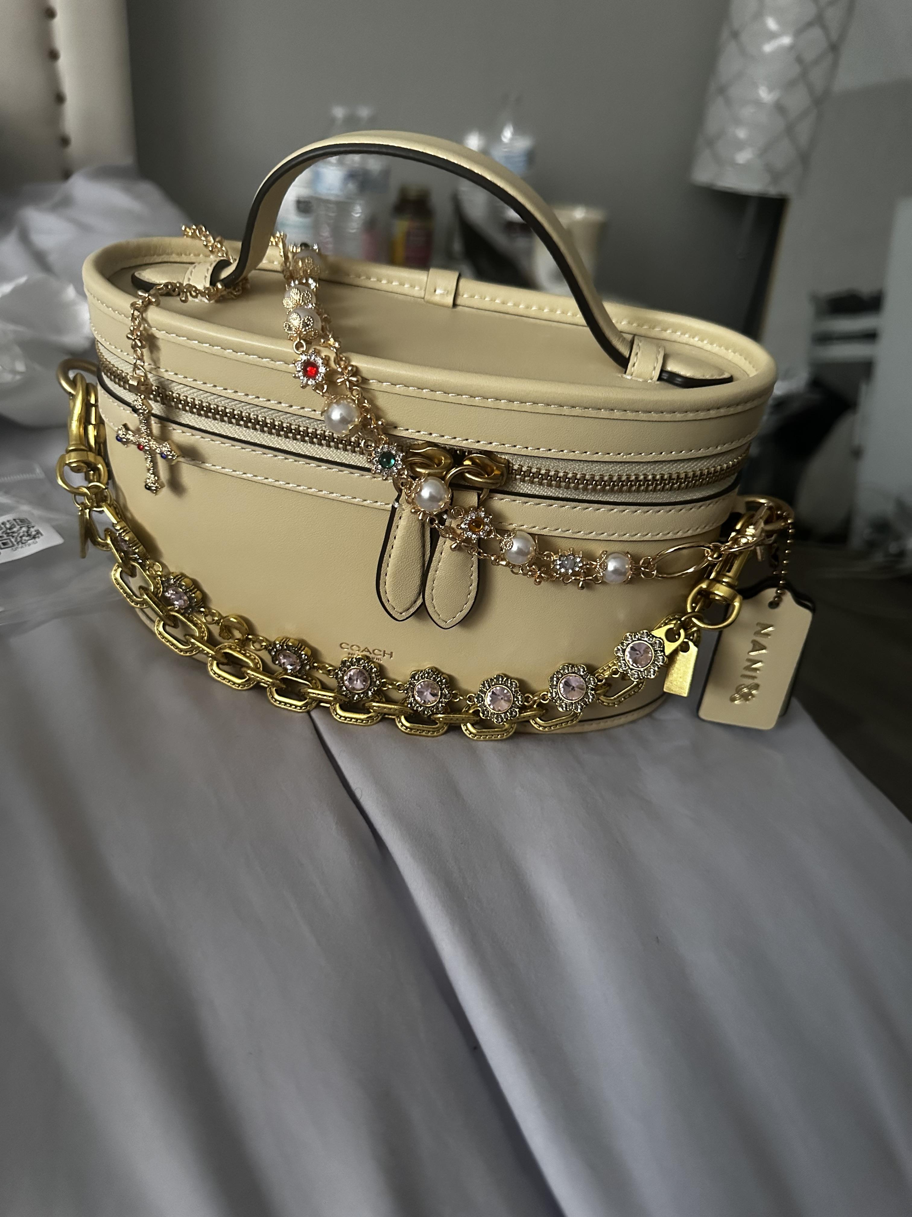 COACH ゴールド チェーンショルダーバッグ Trail Bag | Bags | Coach | COACH®
