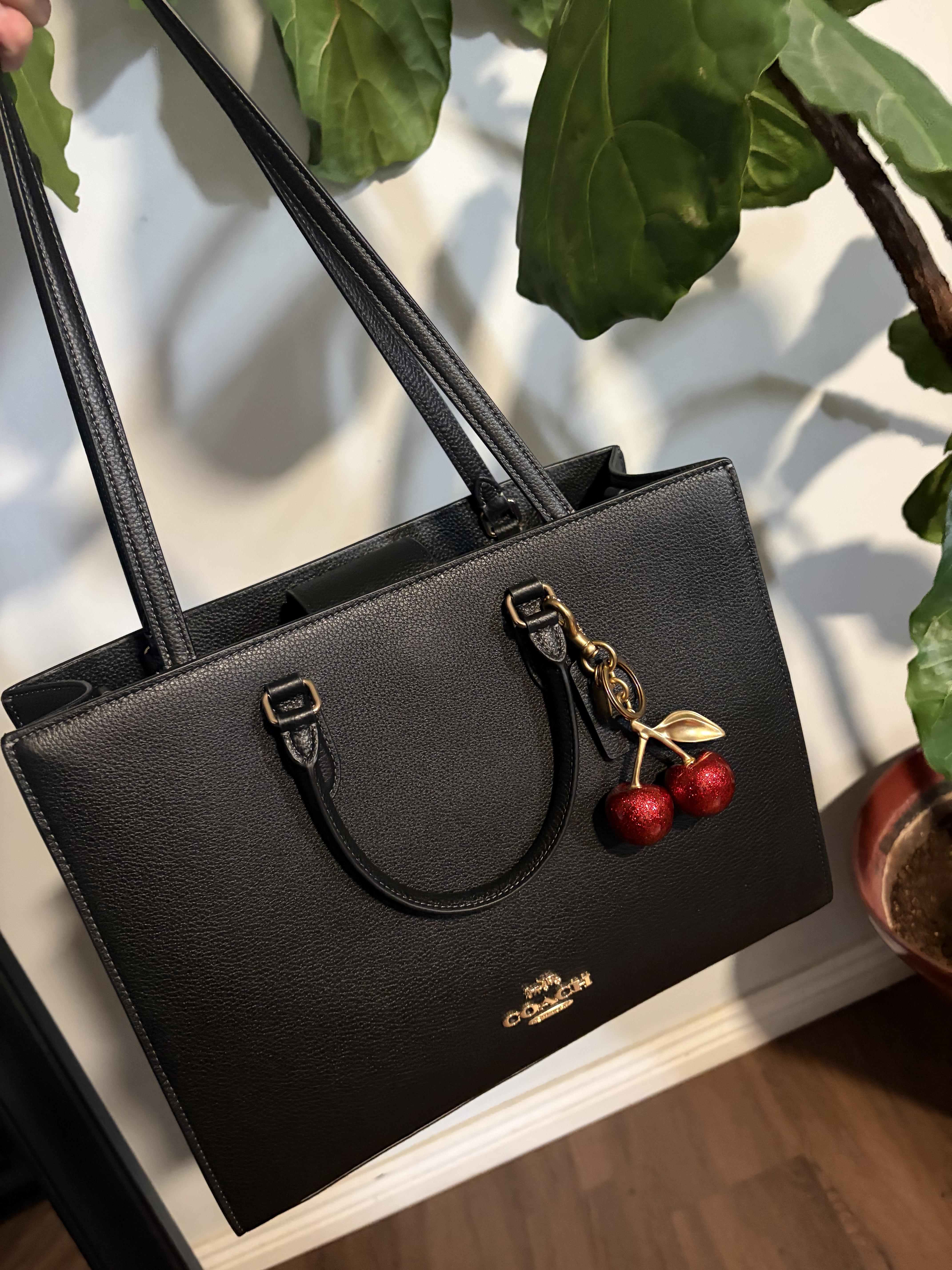 Maggie Tote Bag In Signature Leather | Bags | Coach | COACH®