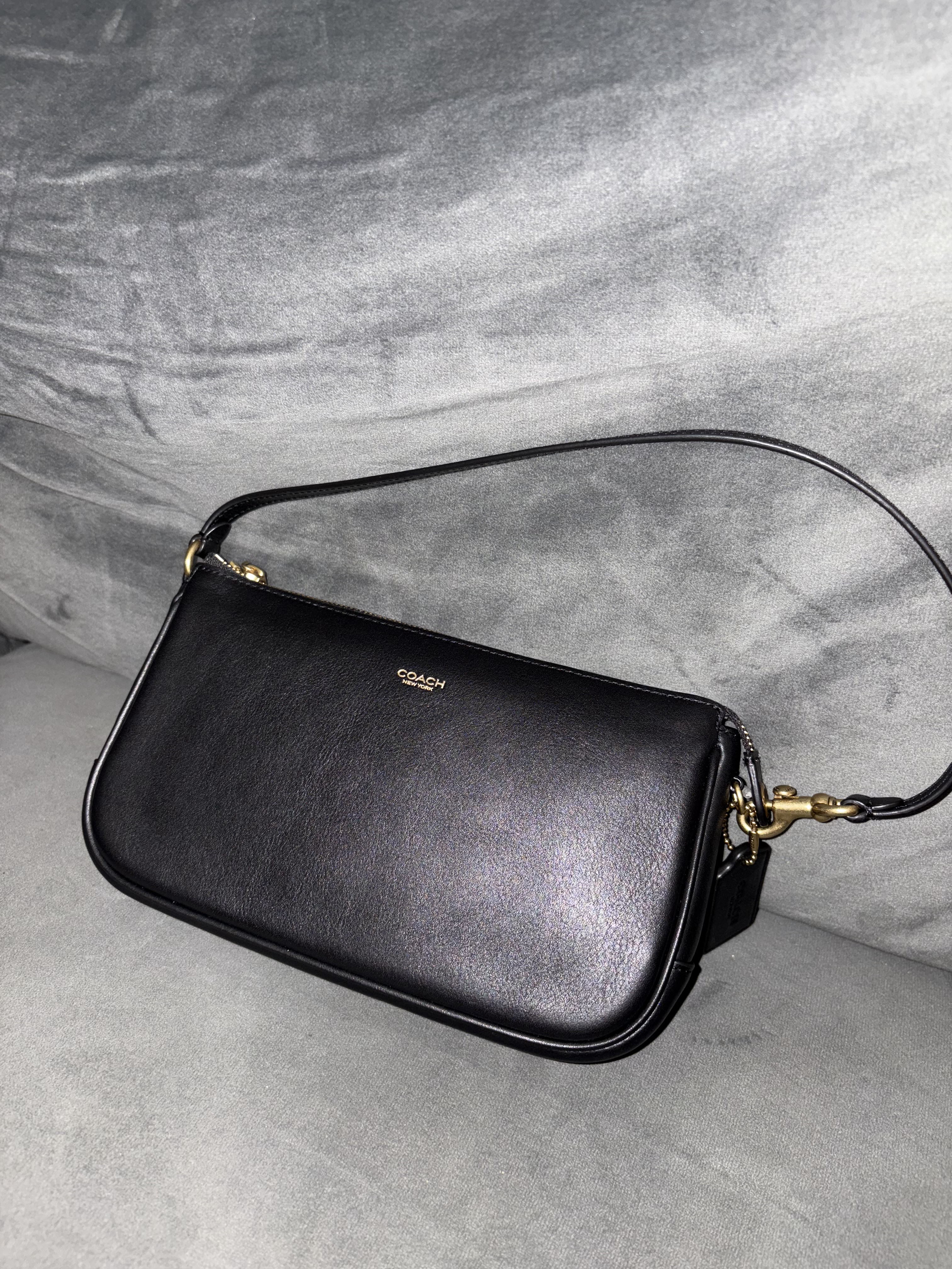 【新品未使用】COACH PERRY ブラック COACH ショッパー付き コーチ 腕時計 手表 ブランド メンズ