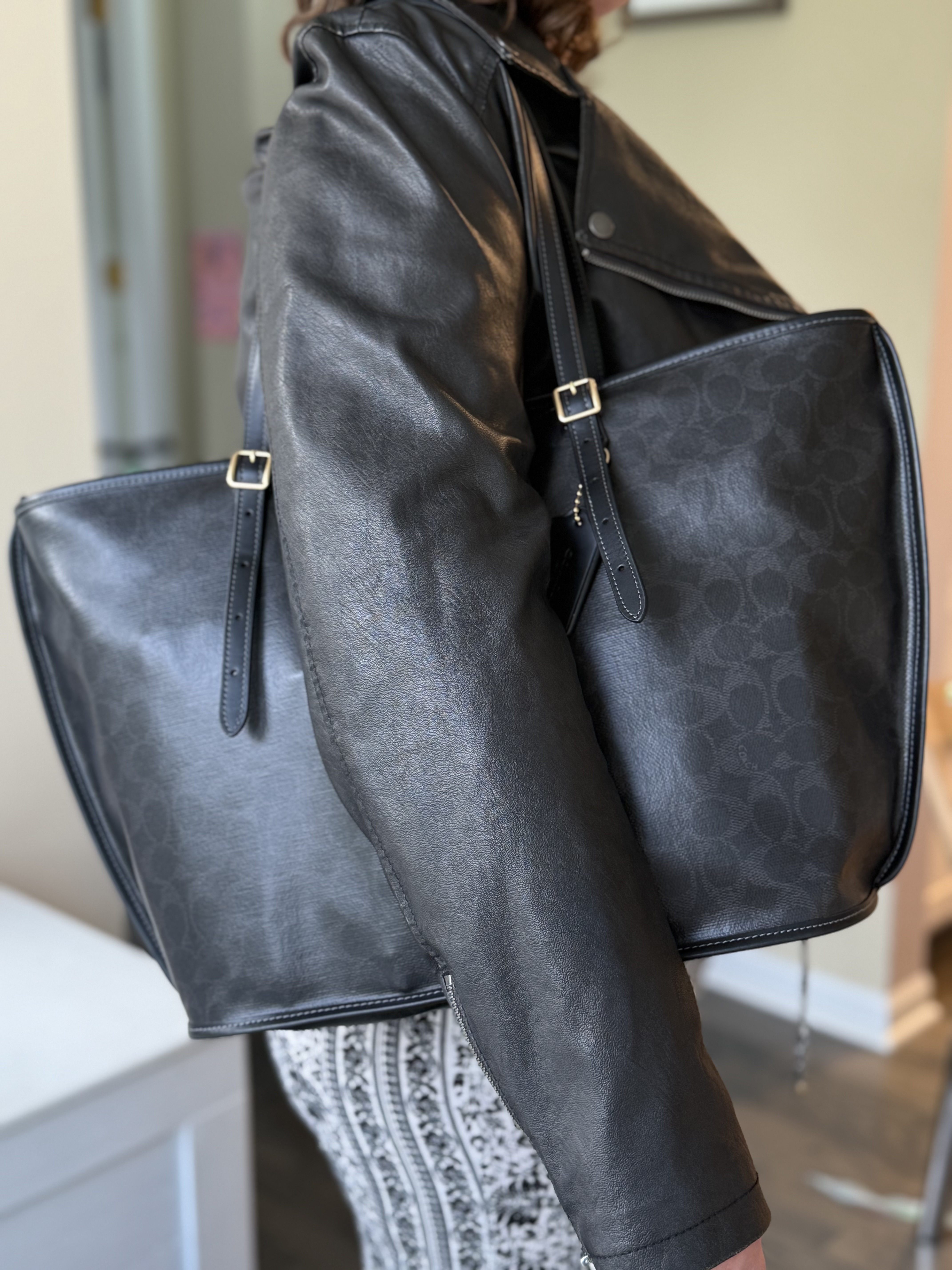 Taxi Tote Bag In Signature Canvas | COACH®