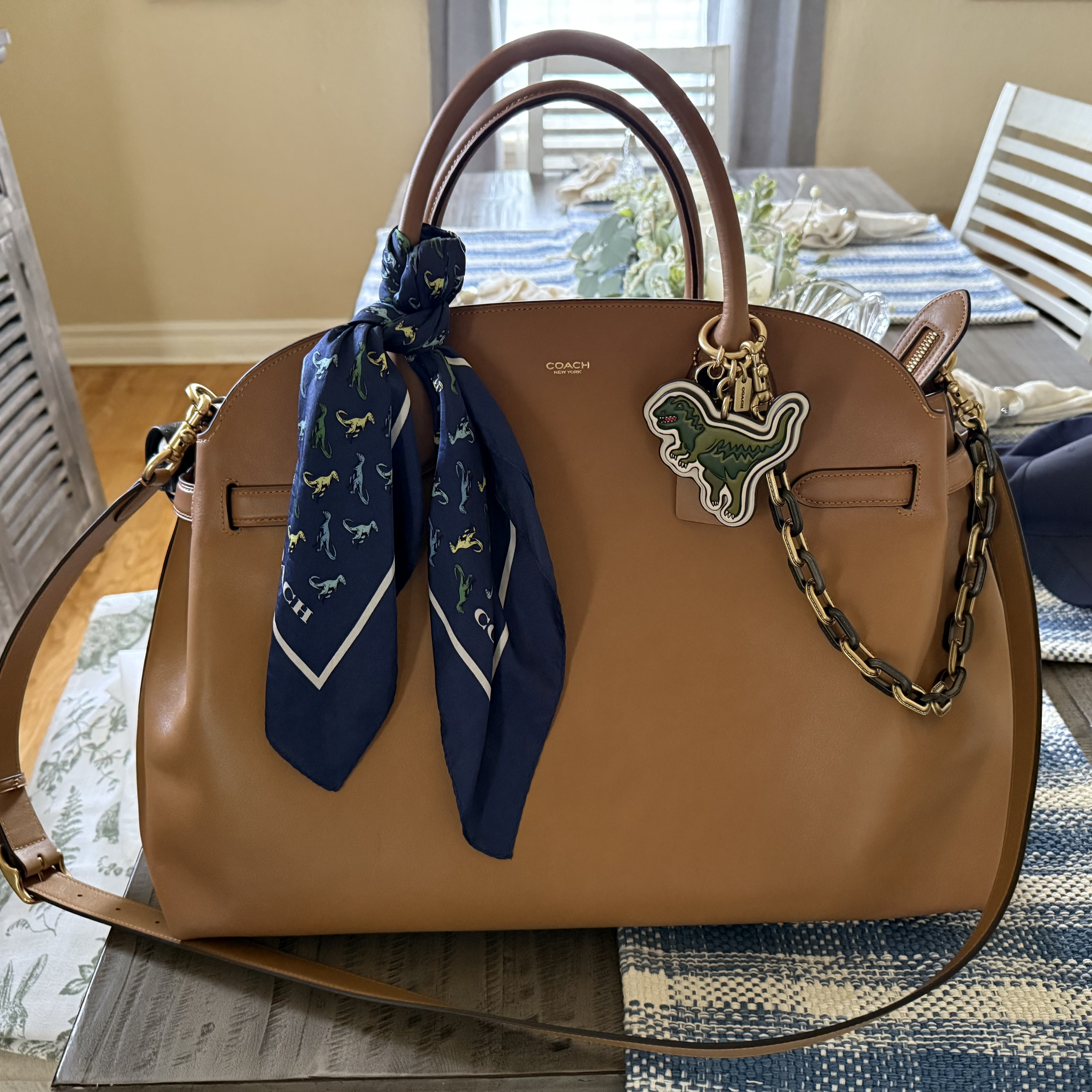 一泊旅行に最適 ♪【Coach】★Soft Empire Carryall Bag 48★ COACH® | Soft Empire Carryall Bag 48