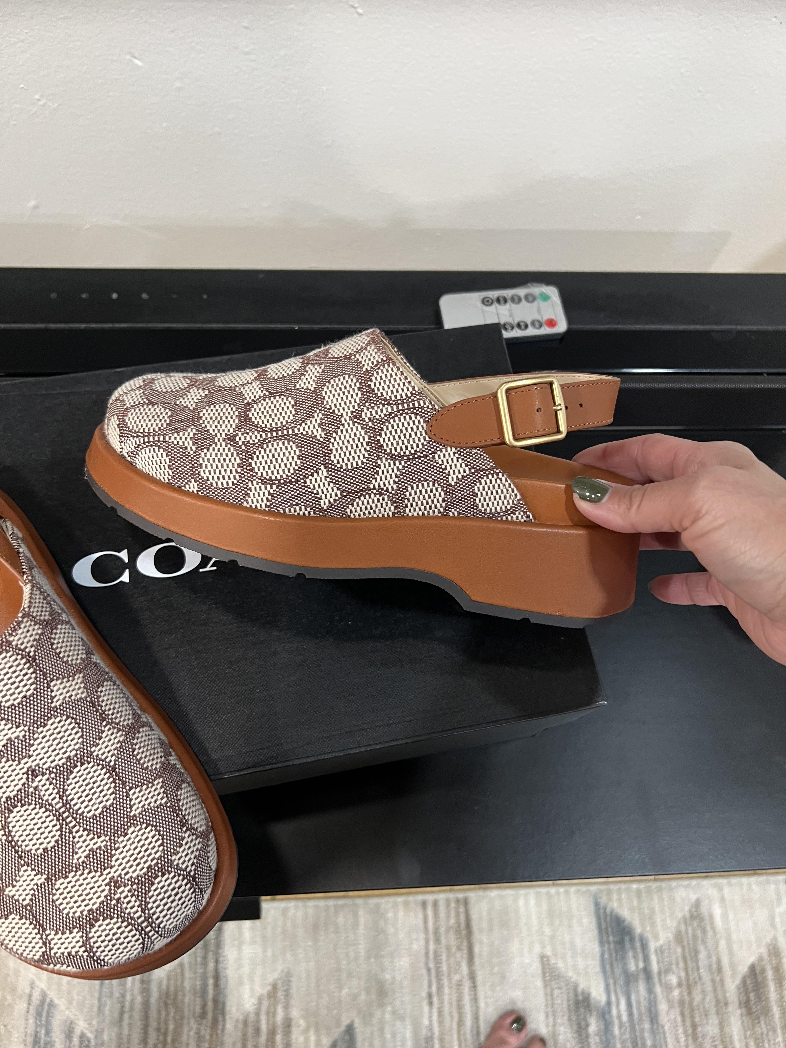 【COACH】Sculpted C Clog サンダル スリッポン ★日本未入荷 COACH® | Sculpted C Platform Clog In Signature Textile Jacquard