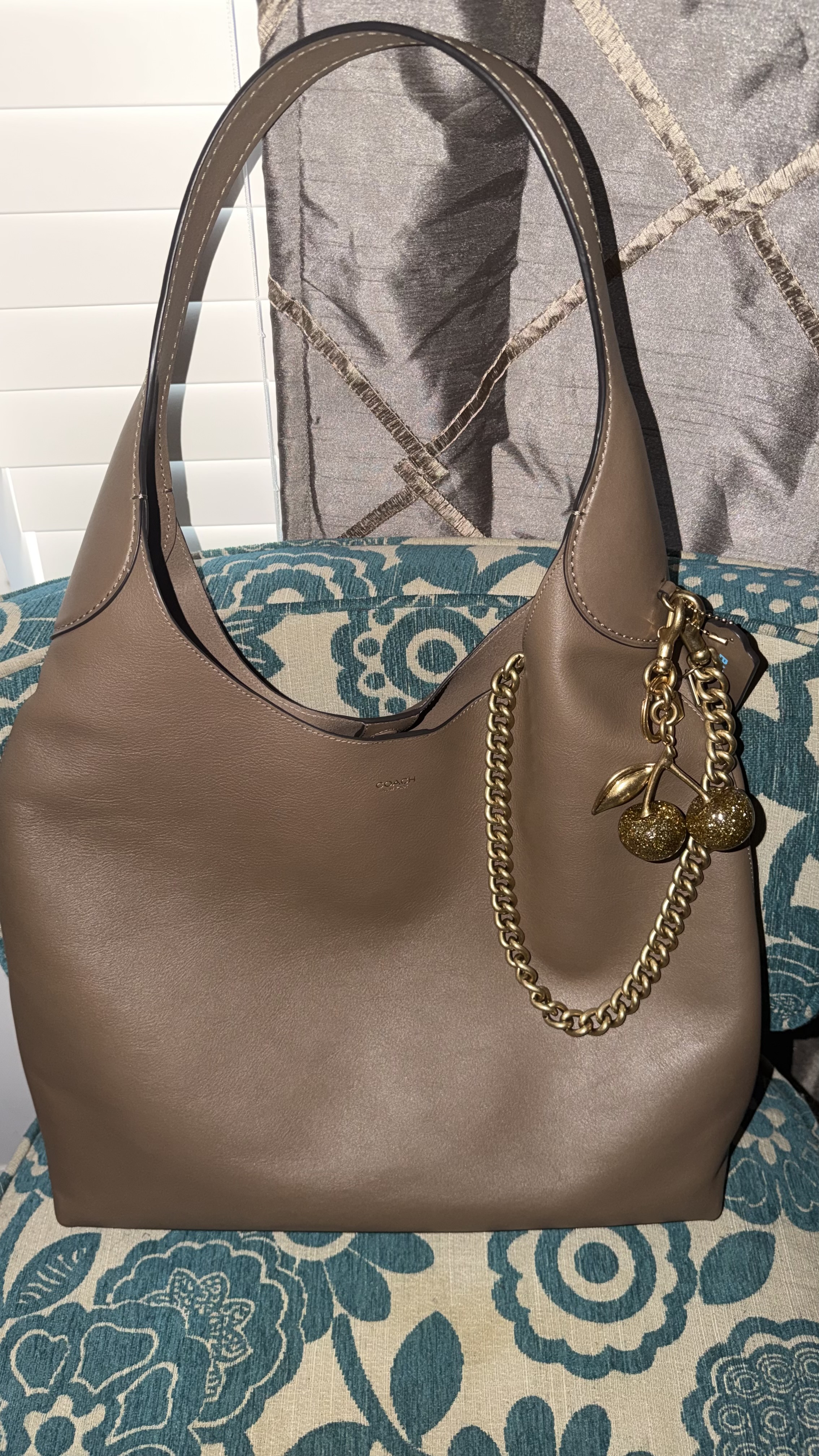 Brooklyn Shoulder Bag 39 | Bags | Coach | COACH®