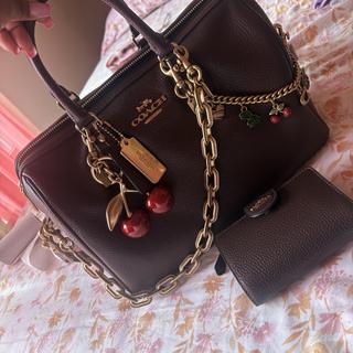 財布　coach Medium Corner Zip Wallet | COACH®