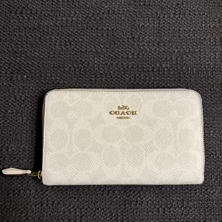 Medium ID Zip Wallet | COACH®