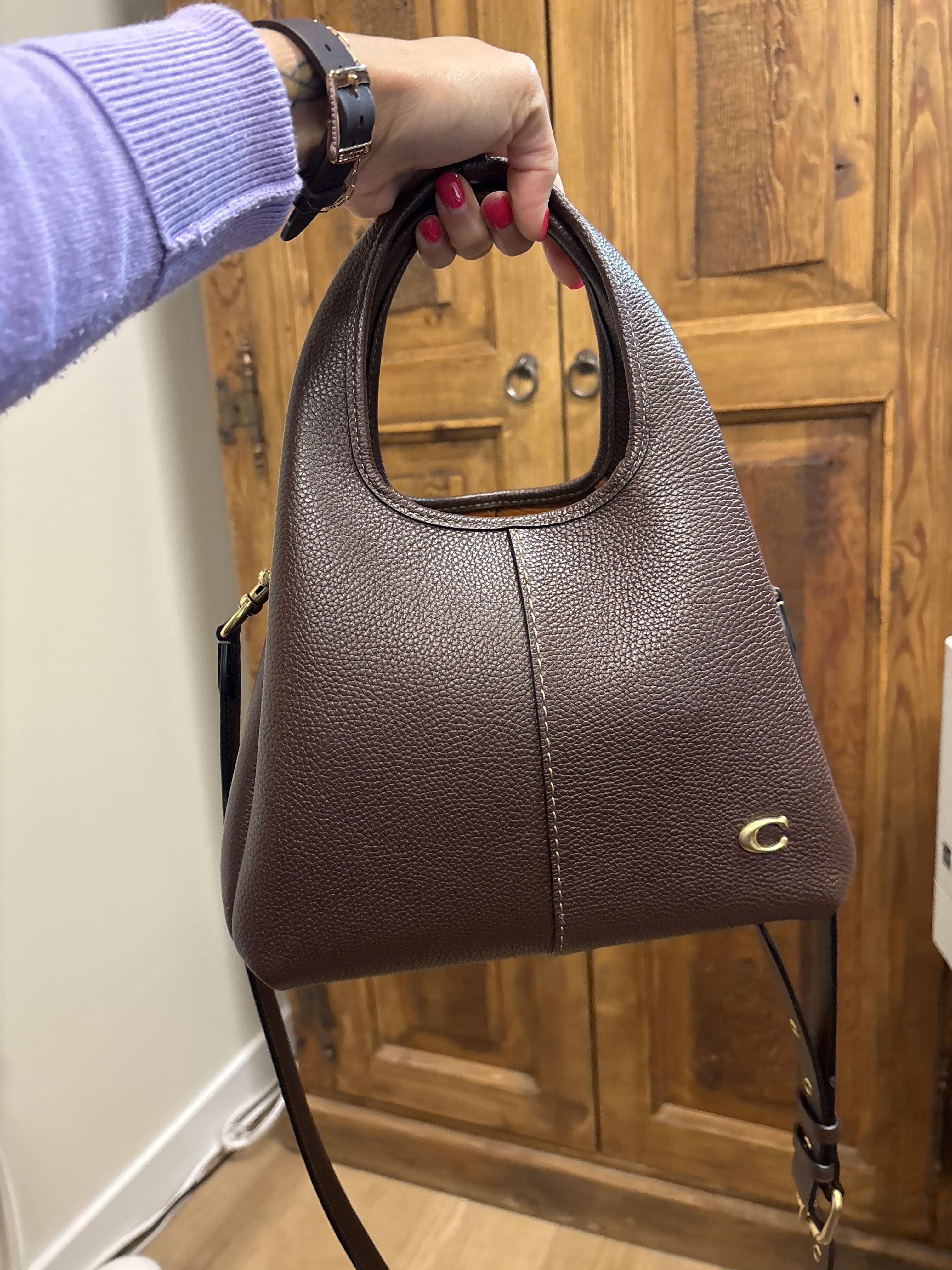 Lana Shoulder Bag 23 | Bags | Coach | COACH®