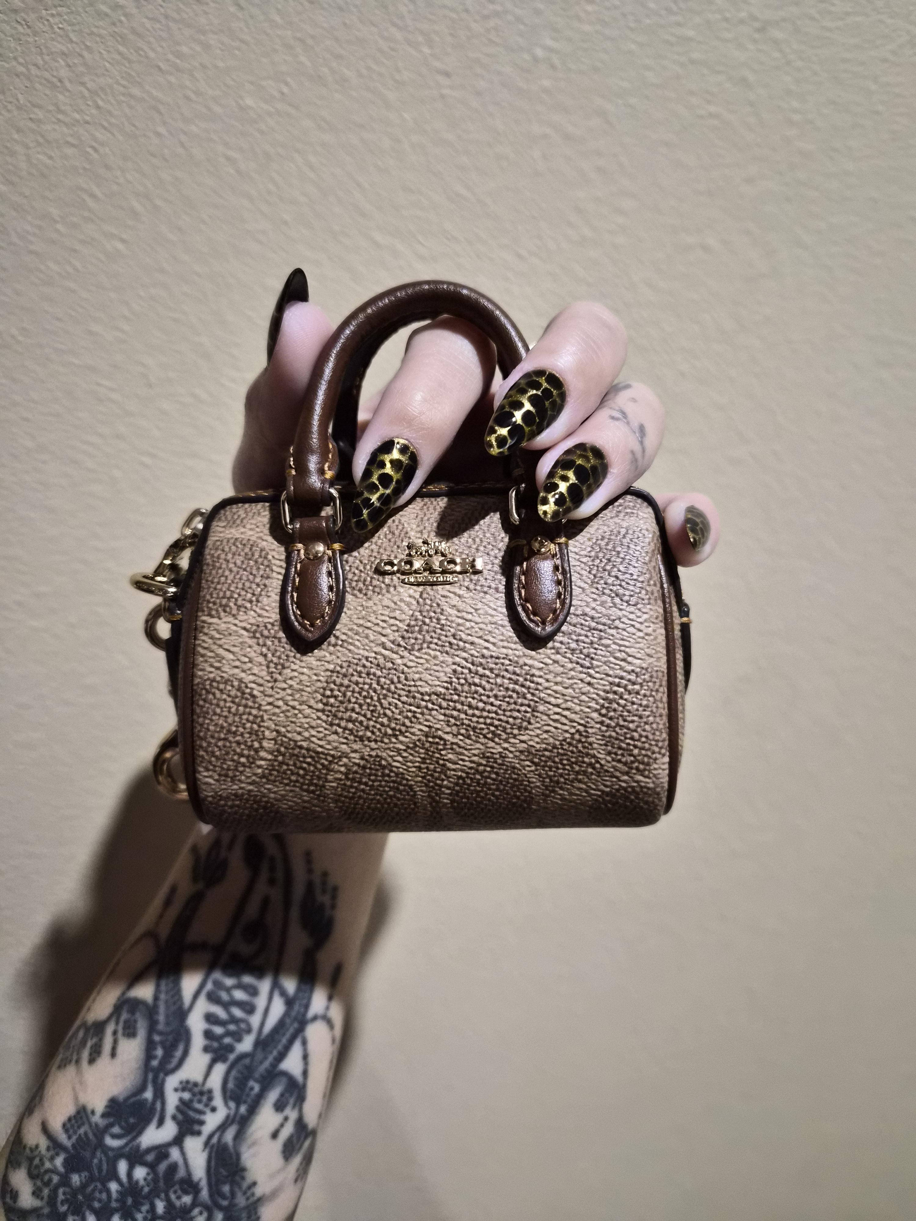 null | COACH®