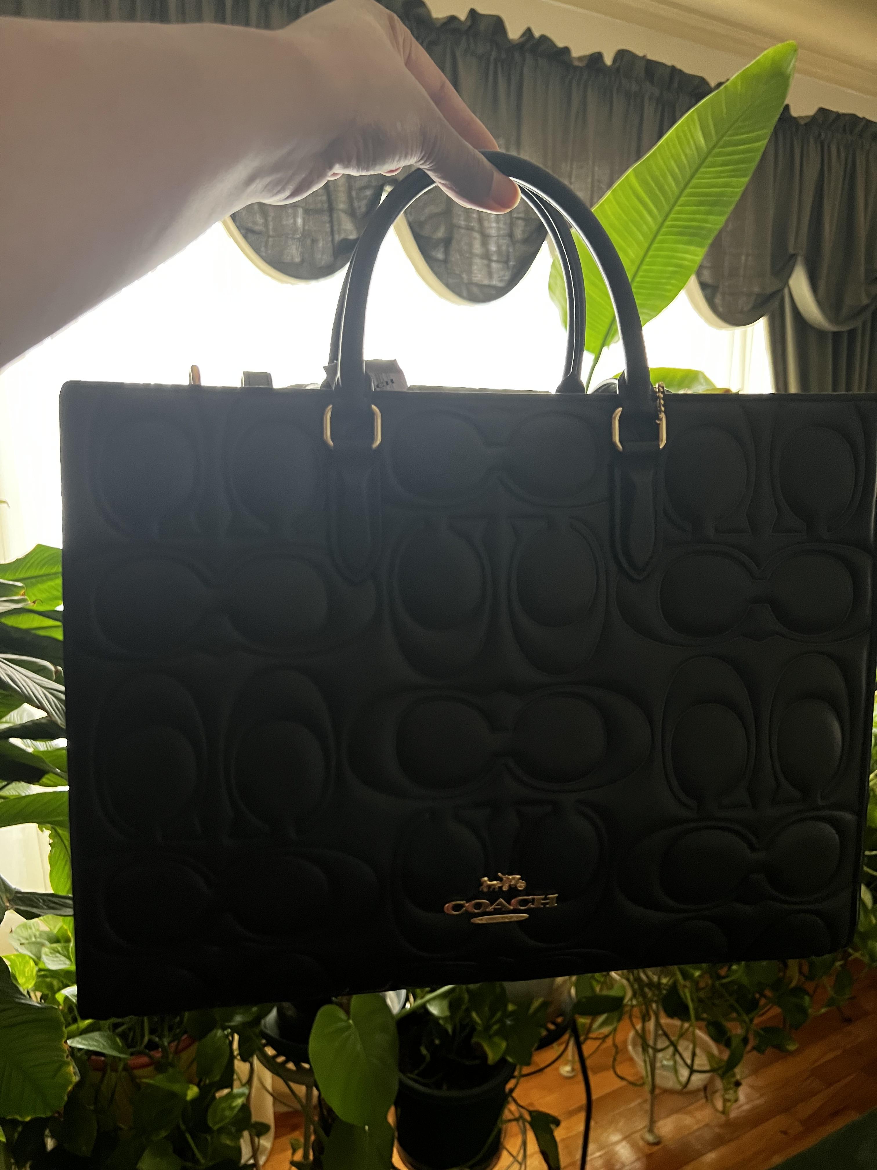 Maggie Tote Bag In Signature Leather | Bags | Coach | COACH®