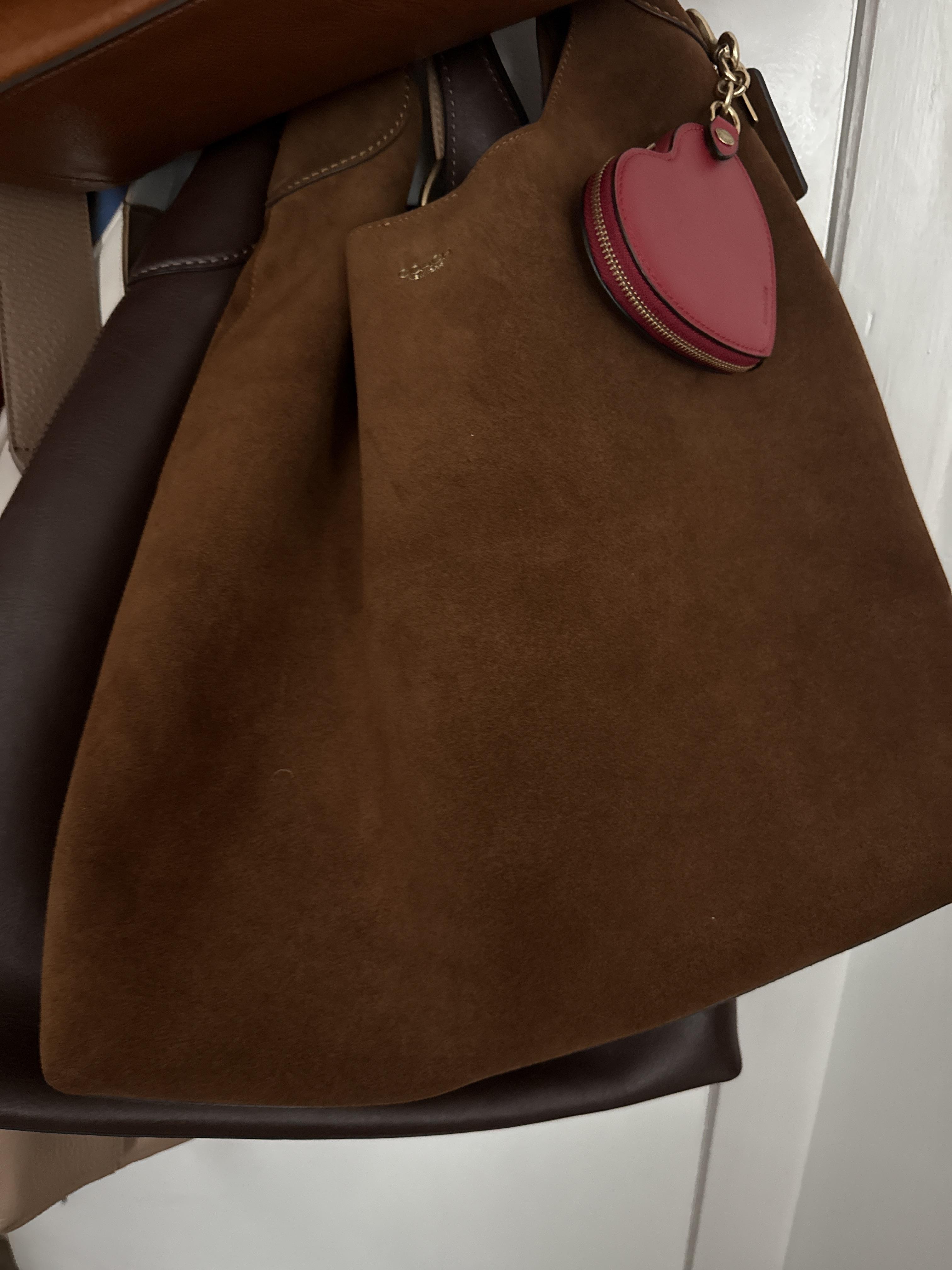 トートバッグ Coach FW25 Brooklyn?\nShoulder Bag?\n39 (CW636 B4WBR) COACH® | Brooklyn Shoulder Bag 39