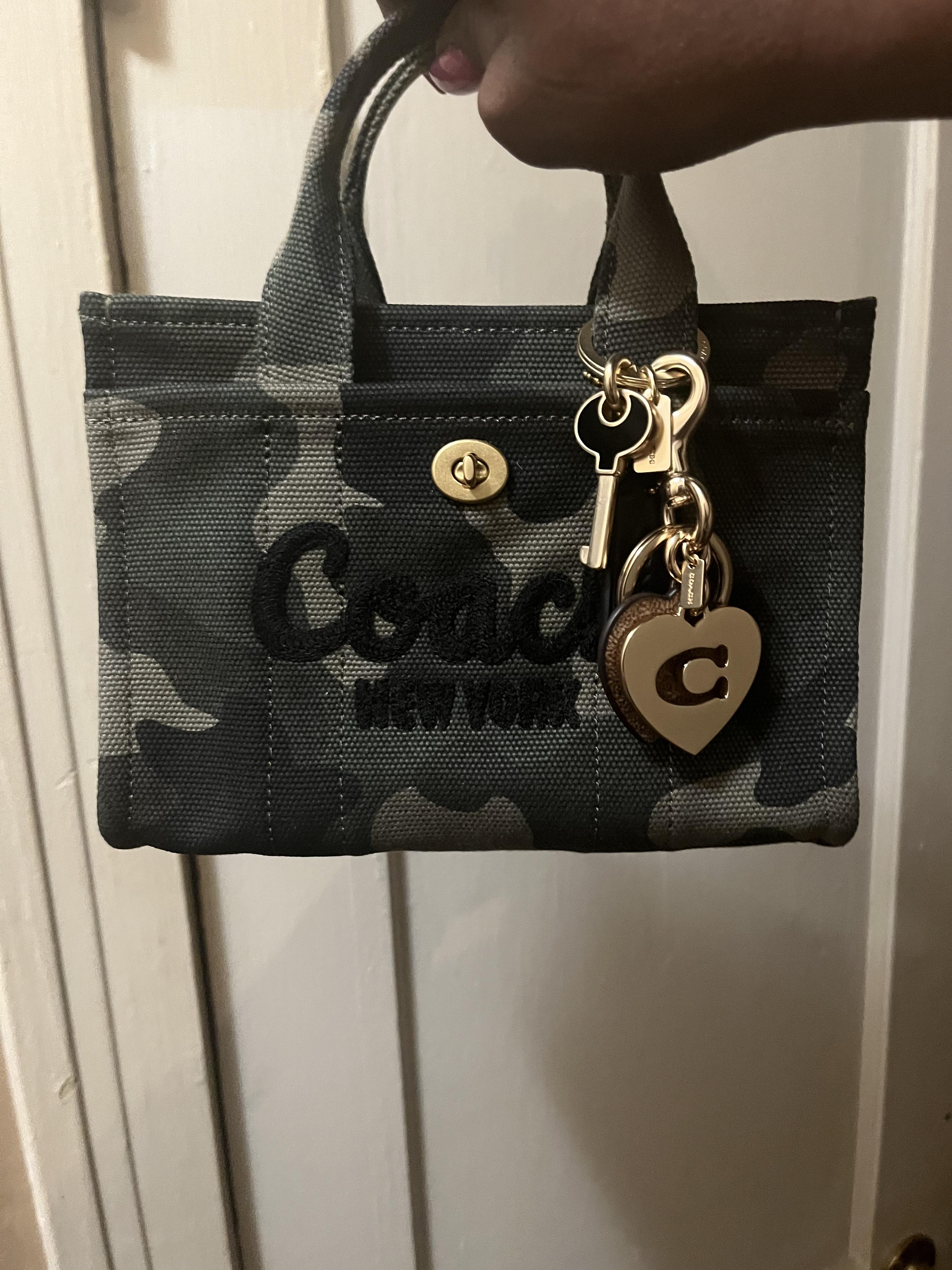 Authentic Rare COACH Unborn Carf Leopard Turn Lock Hand Bag