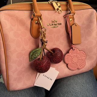 小物 COACH bag charm soft cream cherry C logo Large Crystal Cherry Bag Charm | Accessories | Coach | COACH®