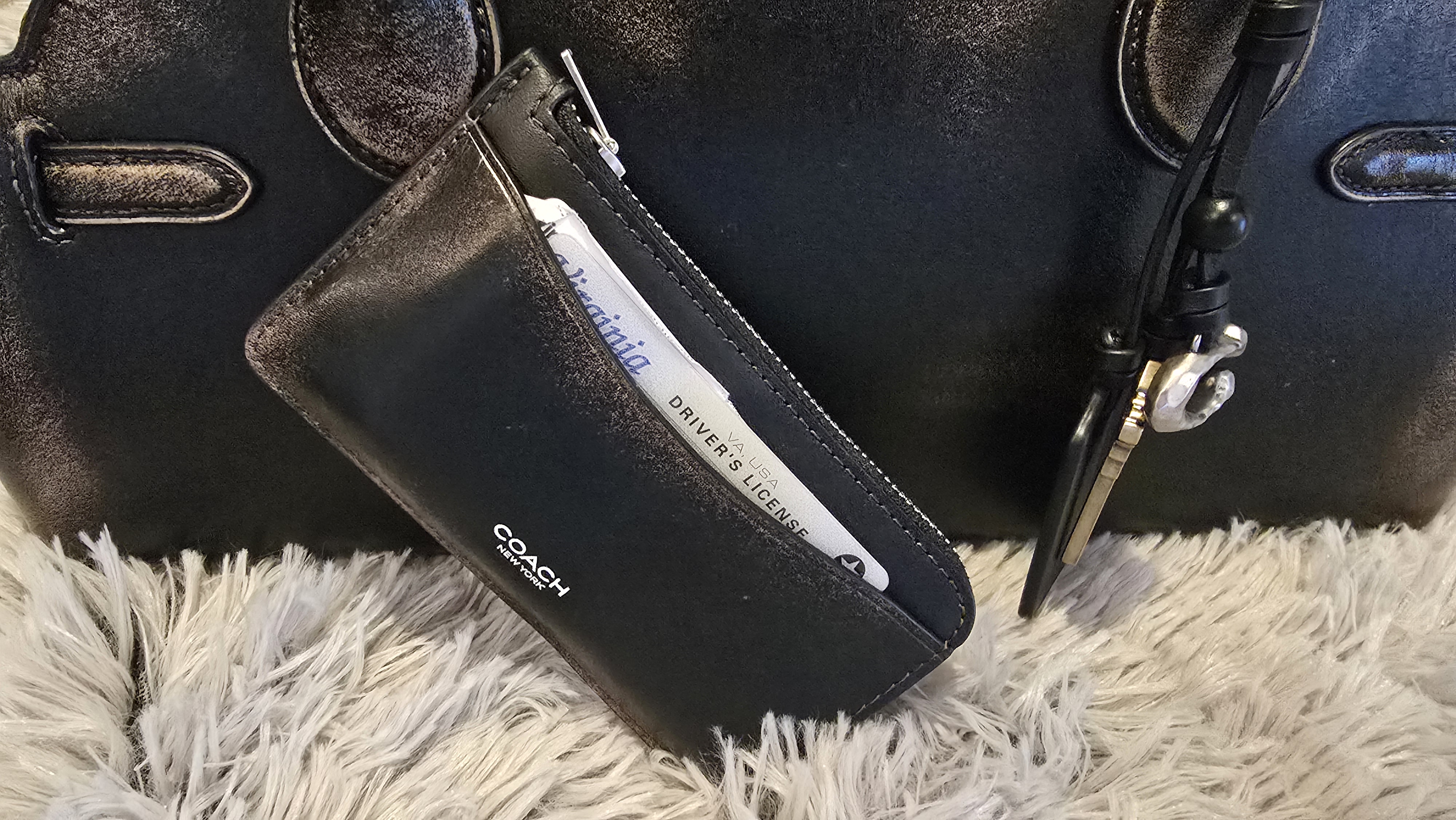 COACH／バッグ Coach Legacy Leather Courtenay Crossbody Handbag Purse K1293-22381