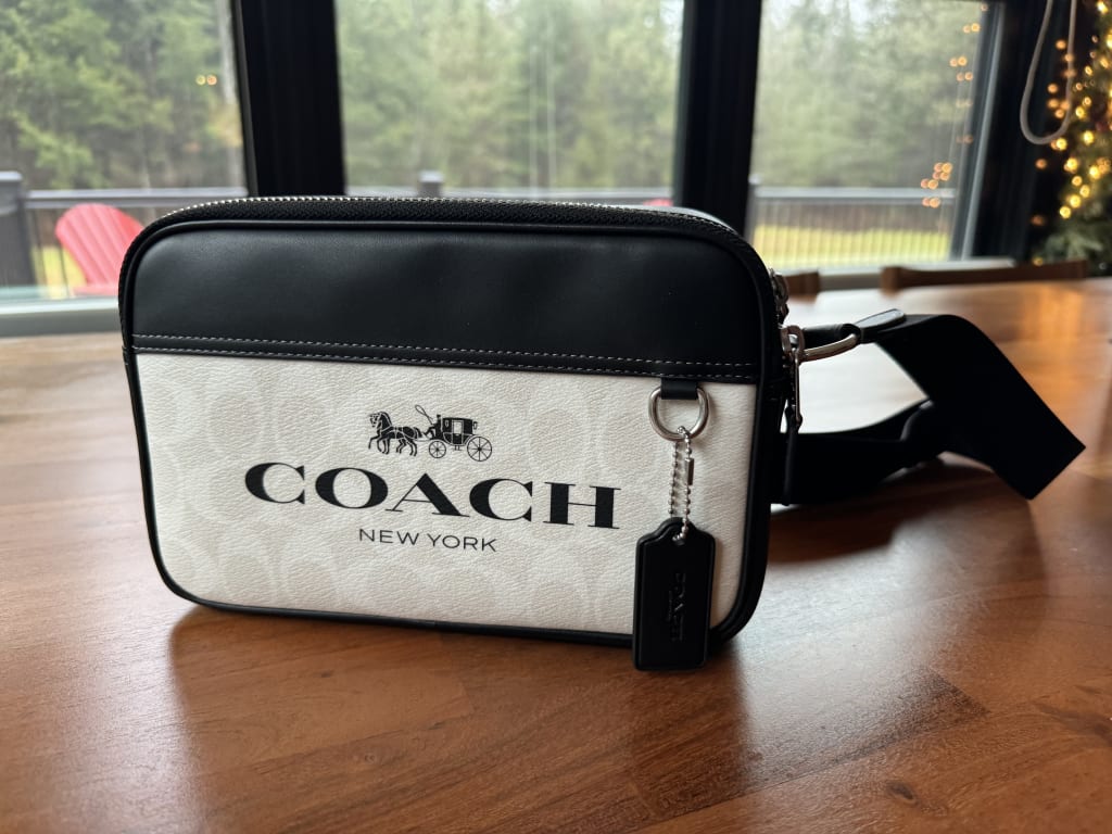 Graham Crossbody Bag In Signature Canvas | Bags | Coach | COACH®