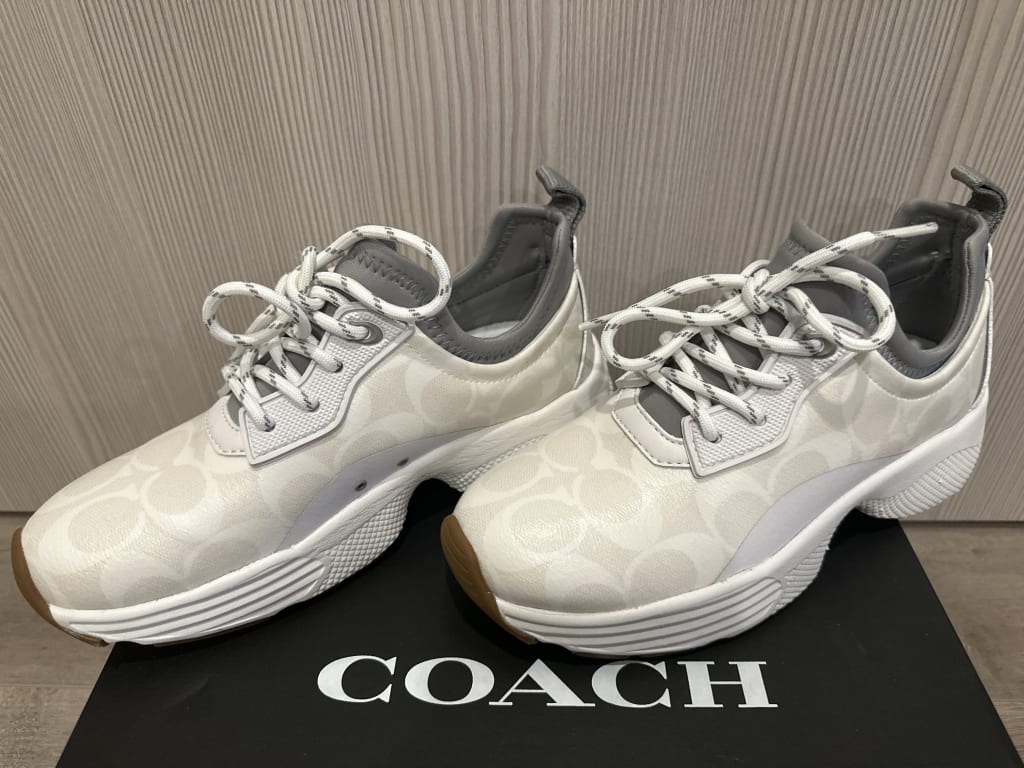C270 Tech Runner | COACH®
