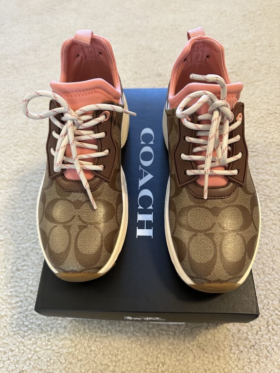 C270 Tech Runner | COACH®