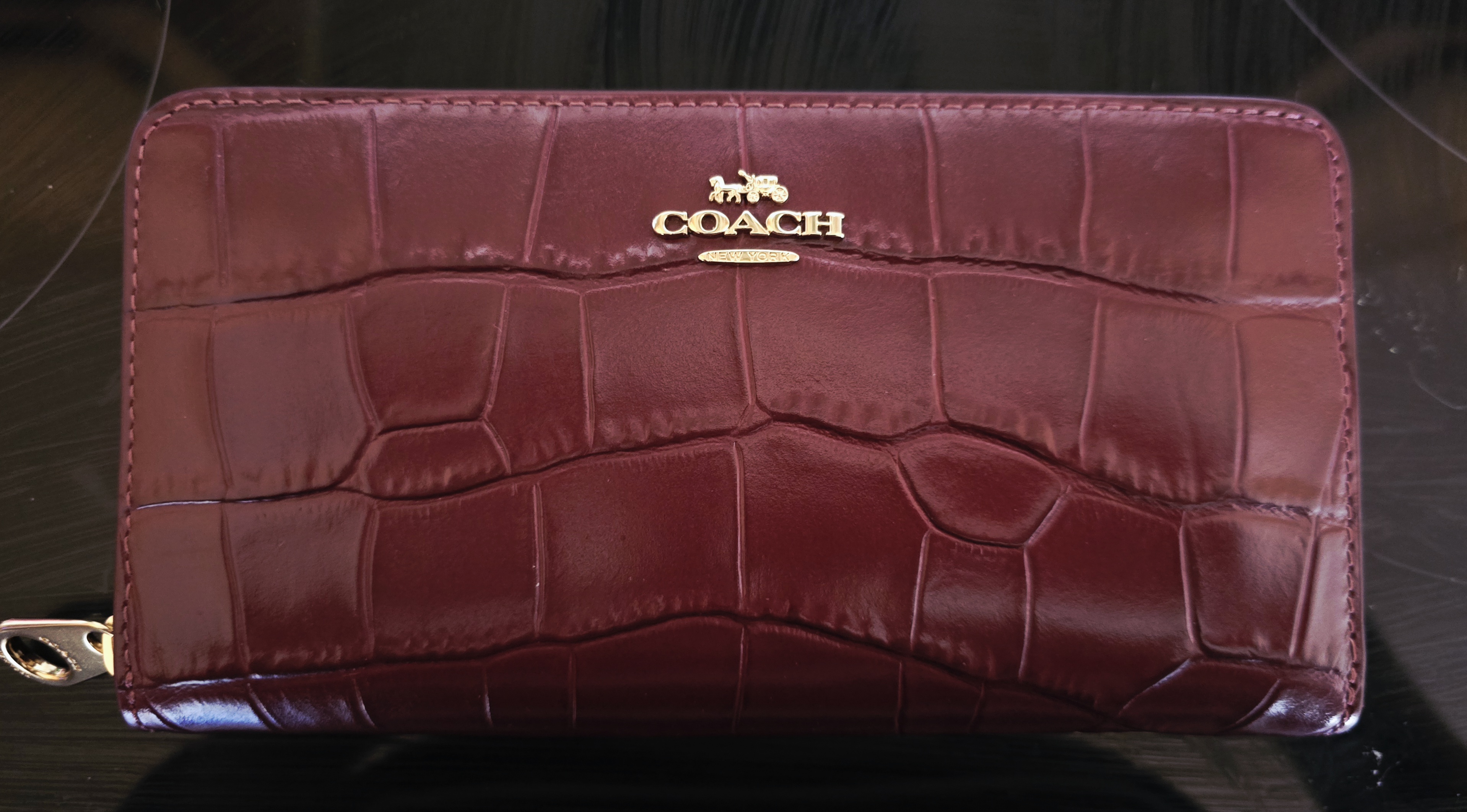 Long Zip Around Wallet In Signature Leather | Wallets | Coach