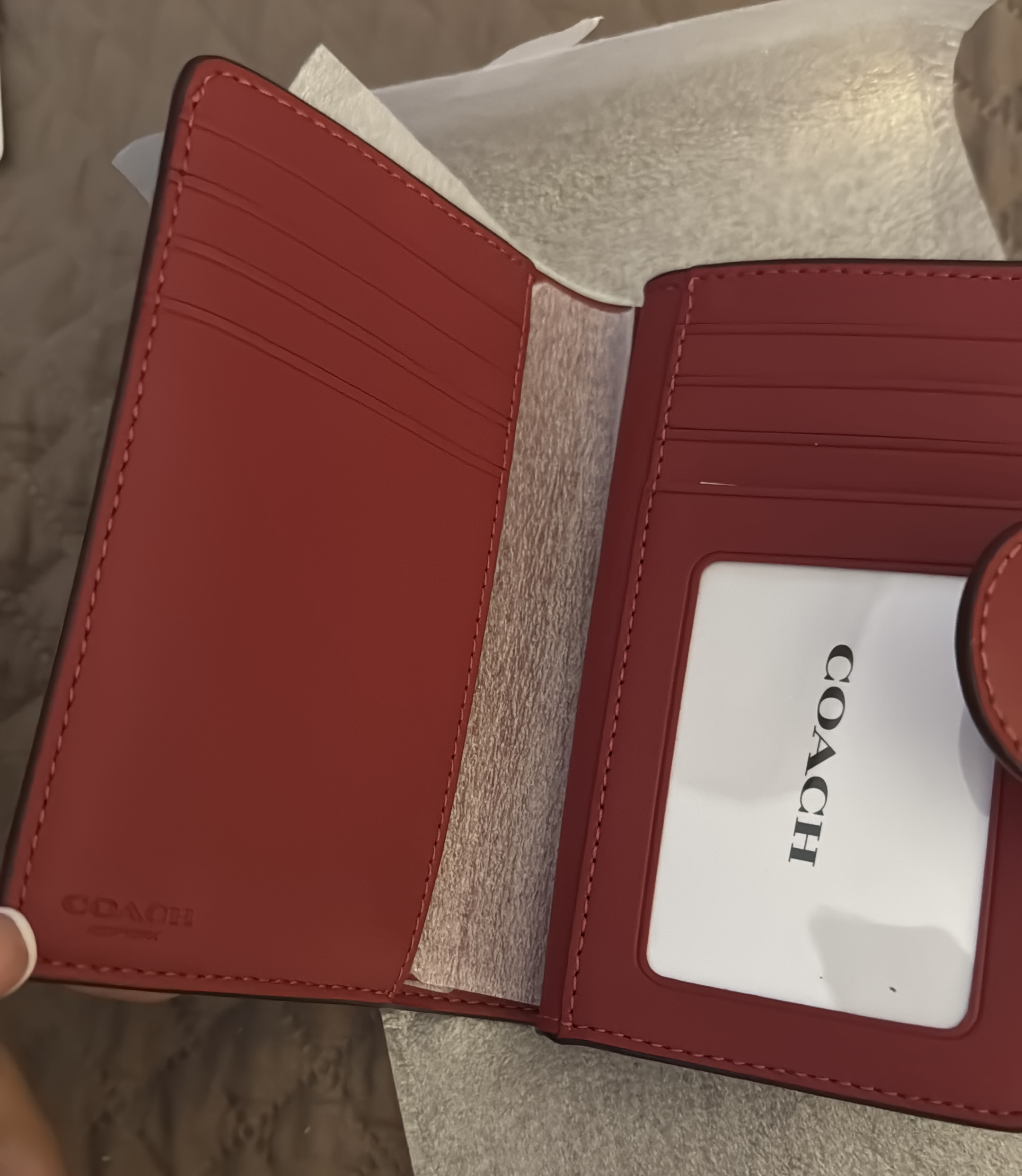 Medium Corner Zip Wallet In Signature Jacquard With Floral