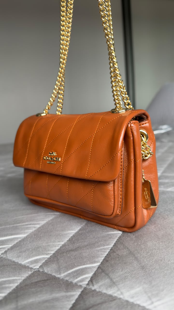 Elodie Crossbody Bag 18 With Quilting | COACH®