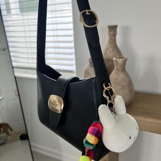Eliza Shoulder Bag With Zipper Closure | Bags | Coach | COACH®