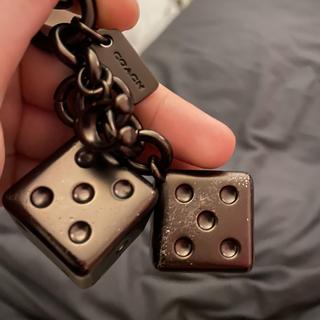 小物 CHALLENGER DICE CHARM Dice Bag Charm | Accessories | Coach | COACH®