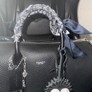 Textured Signature Print Silk Skinny Scarf | Accessories | Coach