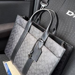 Wesley Tote In Signature Canvas | Bags | Coach | COACH®