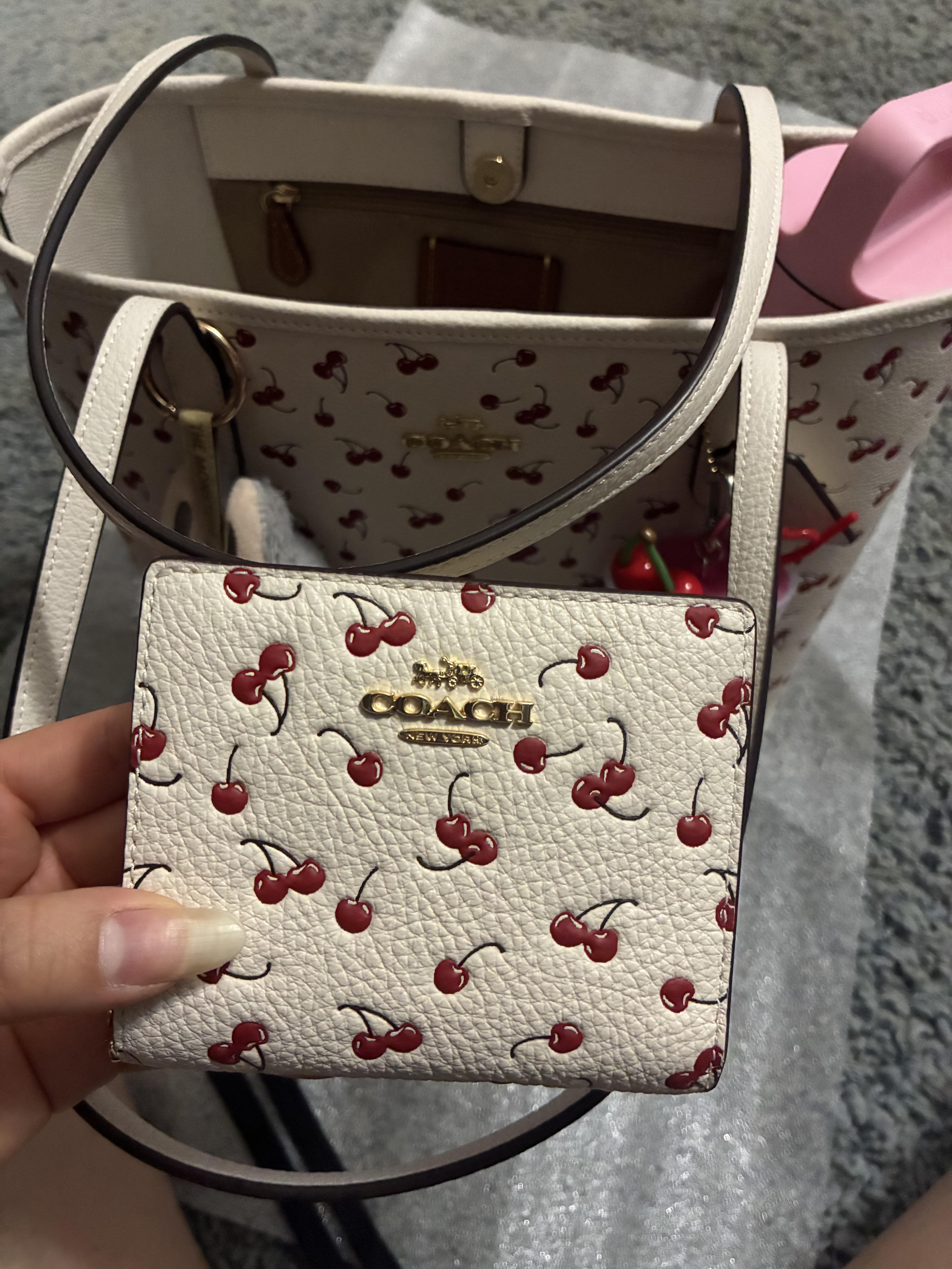 Snap Wallet In Signature Chenille | COACH®