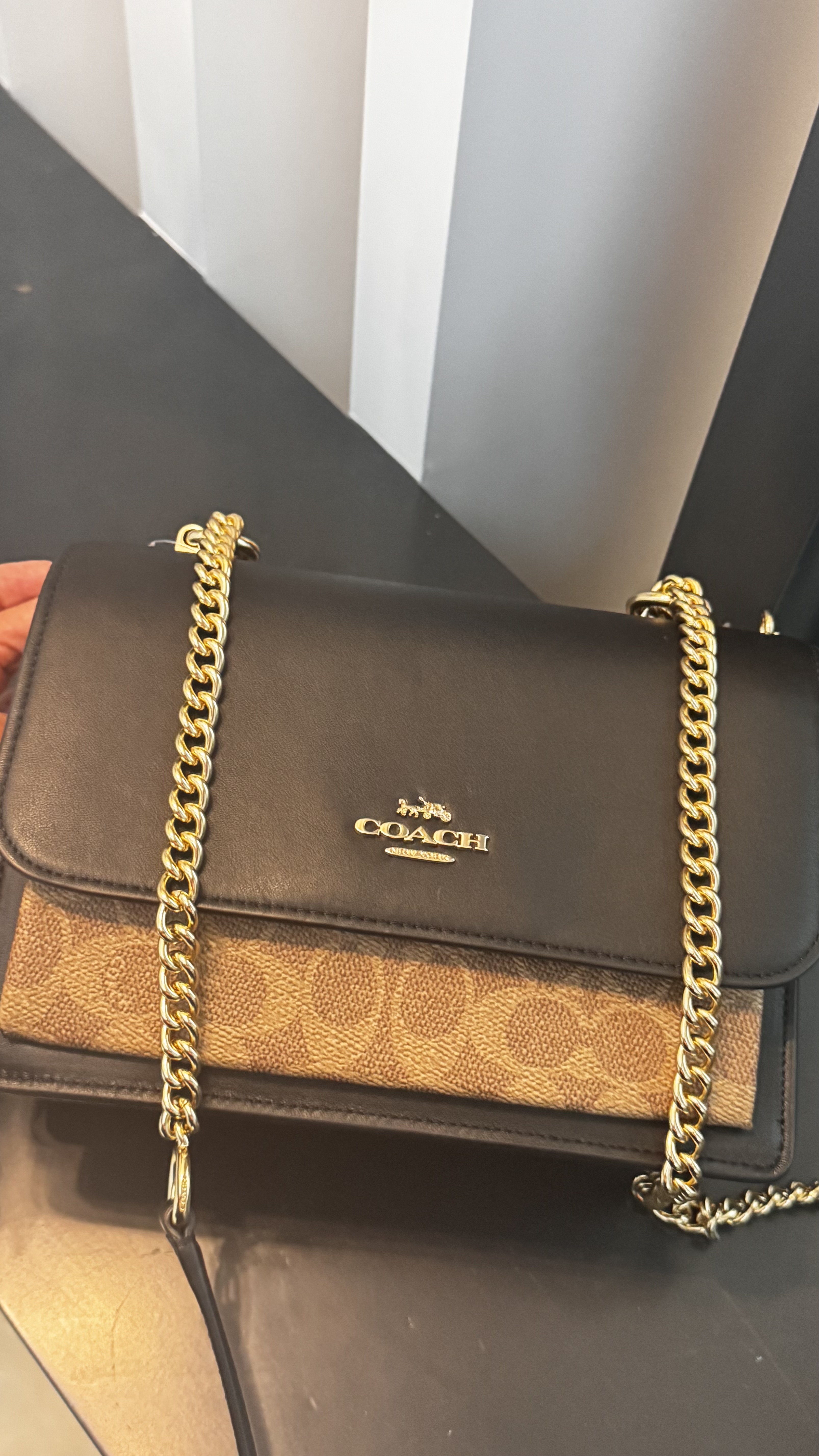 coach crossbody travel bag Outlet Finlay In Signature Canvas This Signature canvas and smooth leather bag features two credit card slots an inside snap pocket and an outside magnetic snap pocket for convenient storage Klare Crossbody Bag | Bags